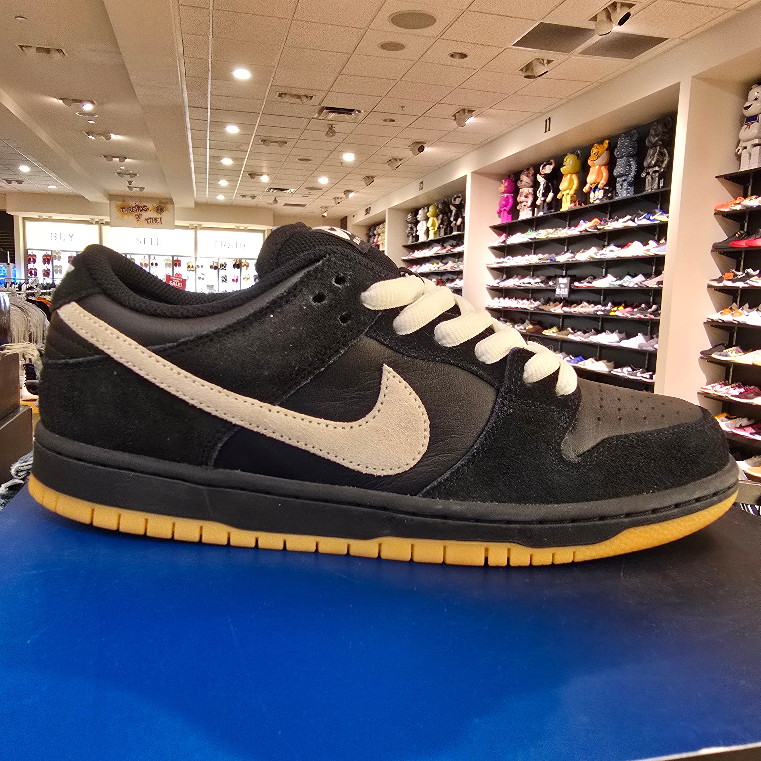 Nike Dunk Low Pro SB Black White Gum SZ 8