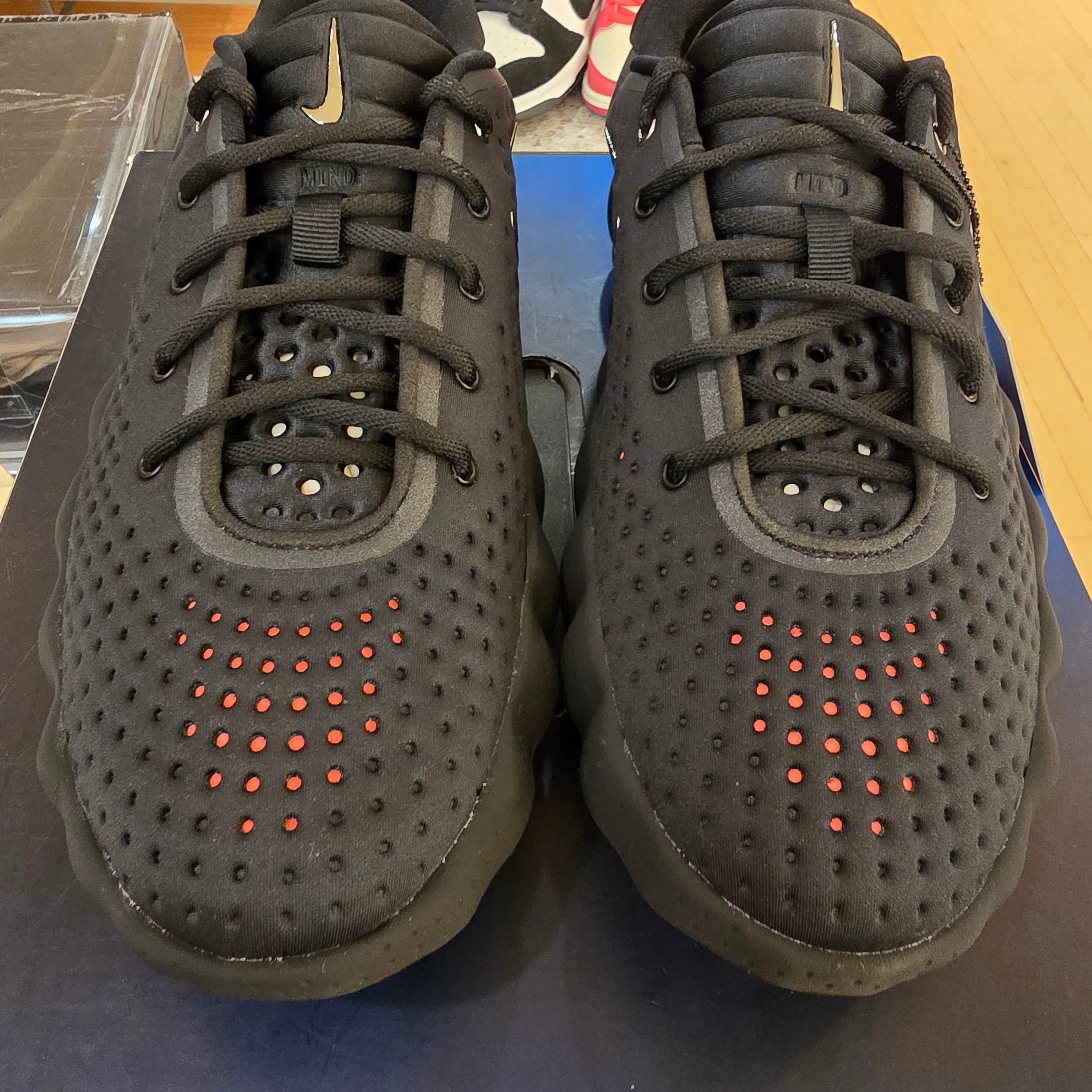 Nike Mind 002 Black Hyper Crimson SZ 11