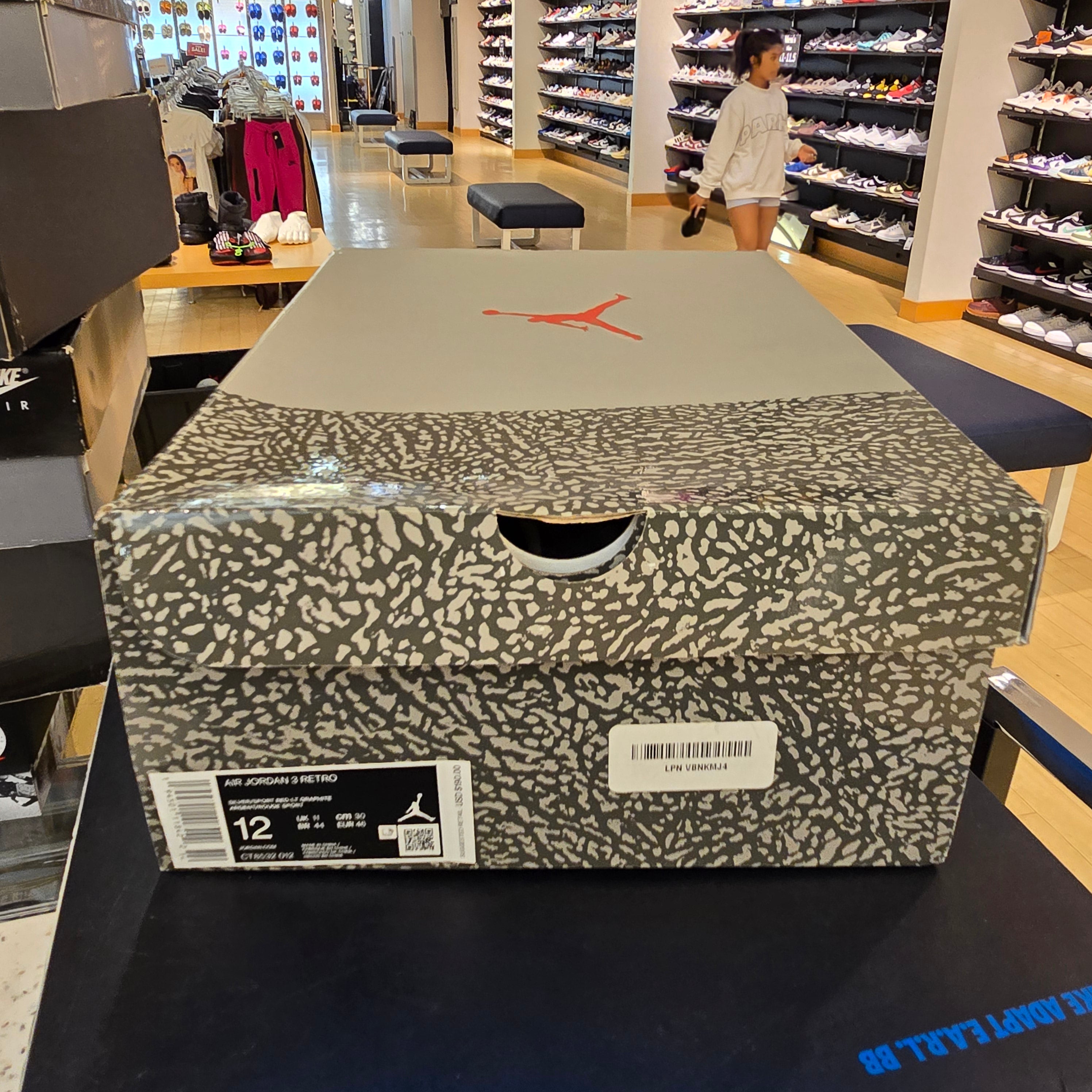 Jordan 3 Retro Cool Grey (2021) SZ 12 USED