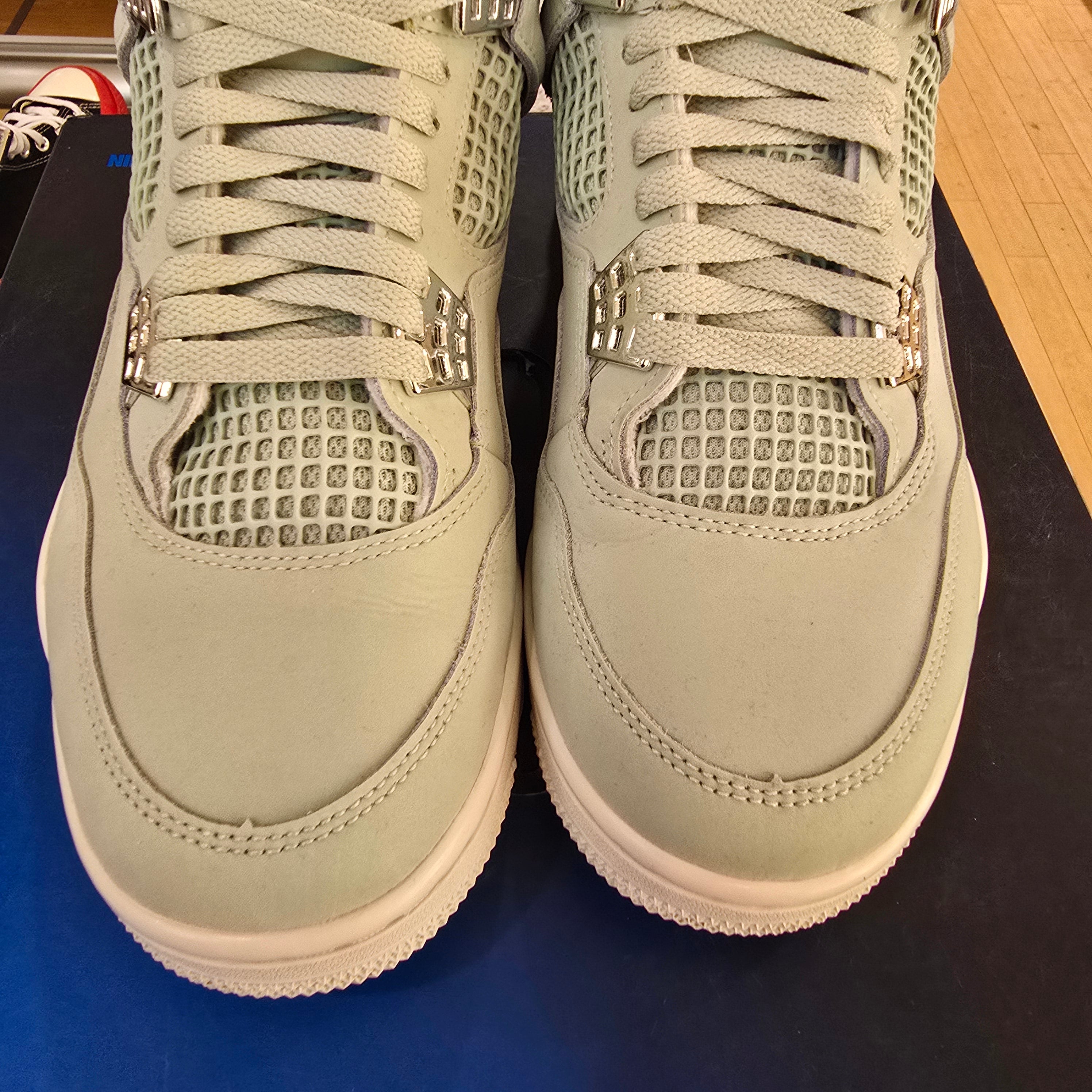 Jordan 4 Retro Seafoam Sail (Women's) SZ 11/9.5M USED