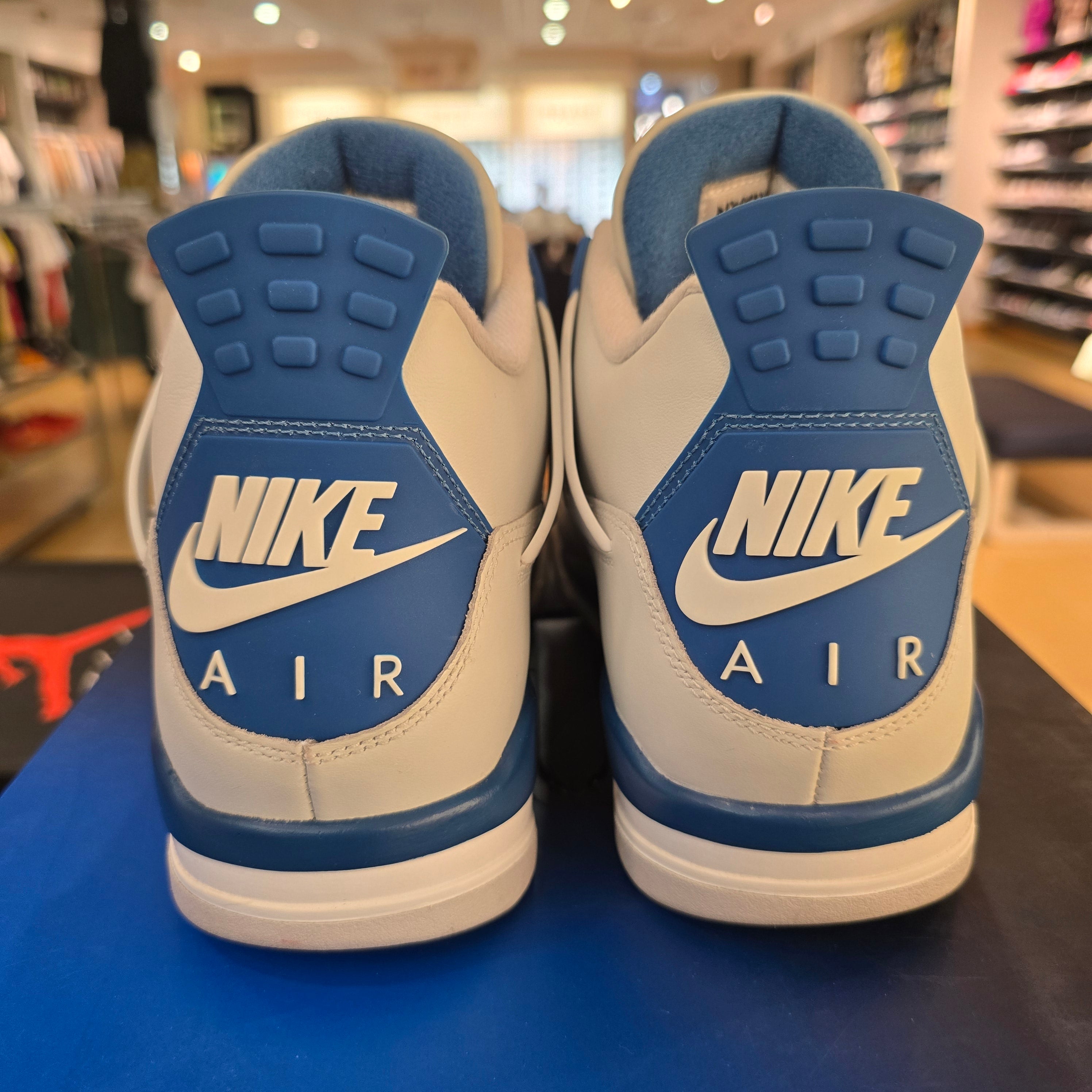 Jordan 4 Retro Military Blue 2024 SZ 11 USED