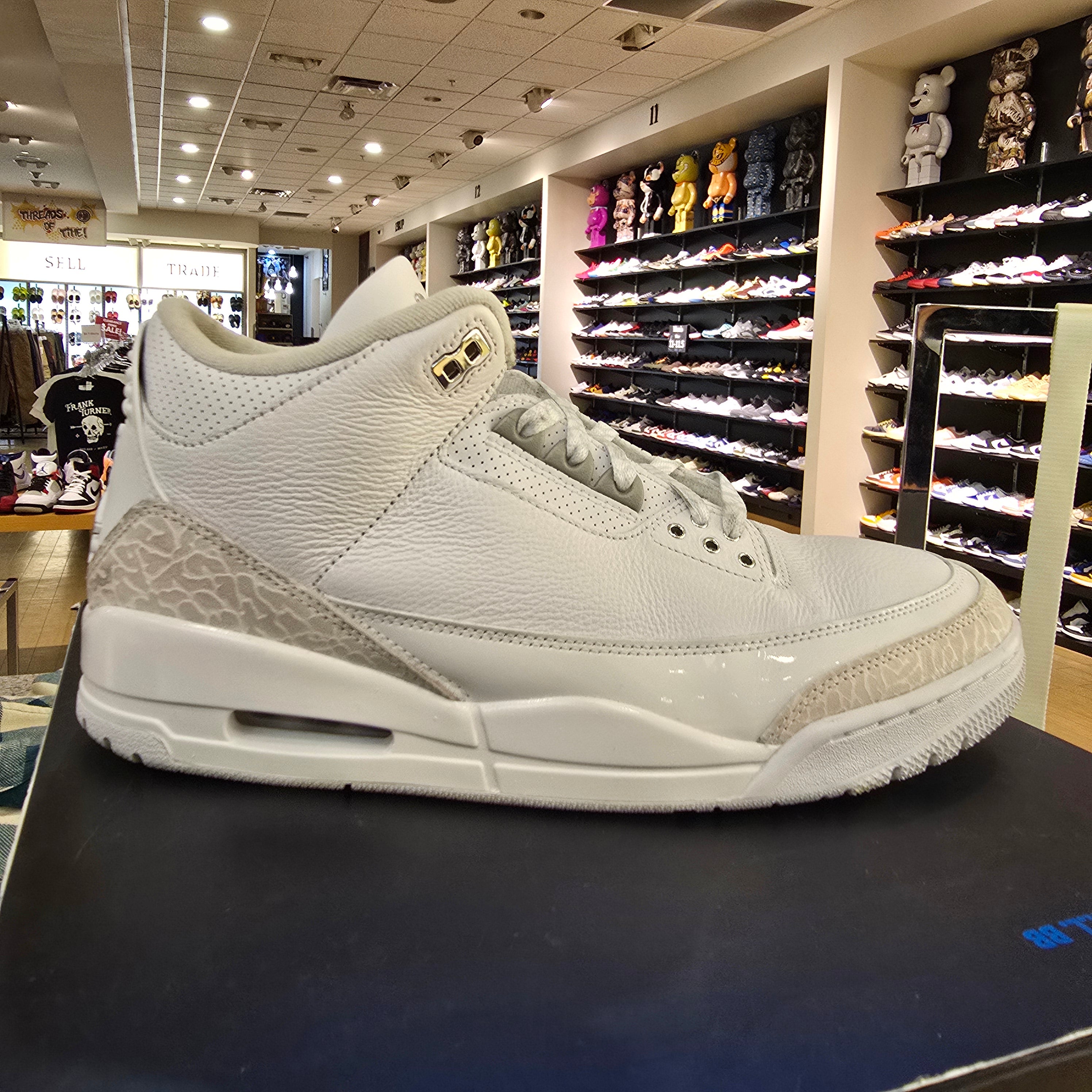 Jordan 3 Retro Pure Money SZ 10.5 USED