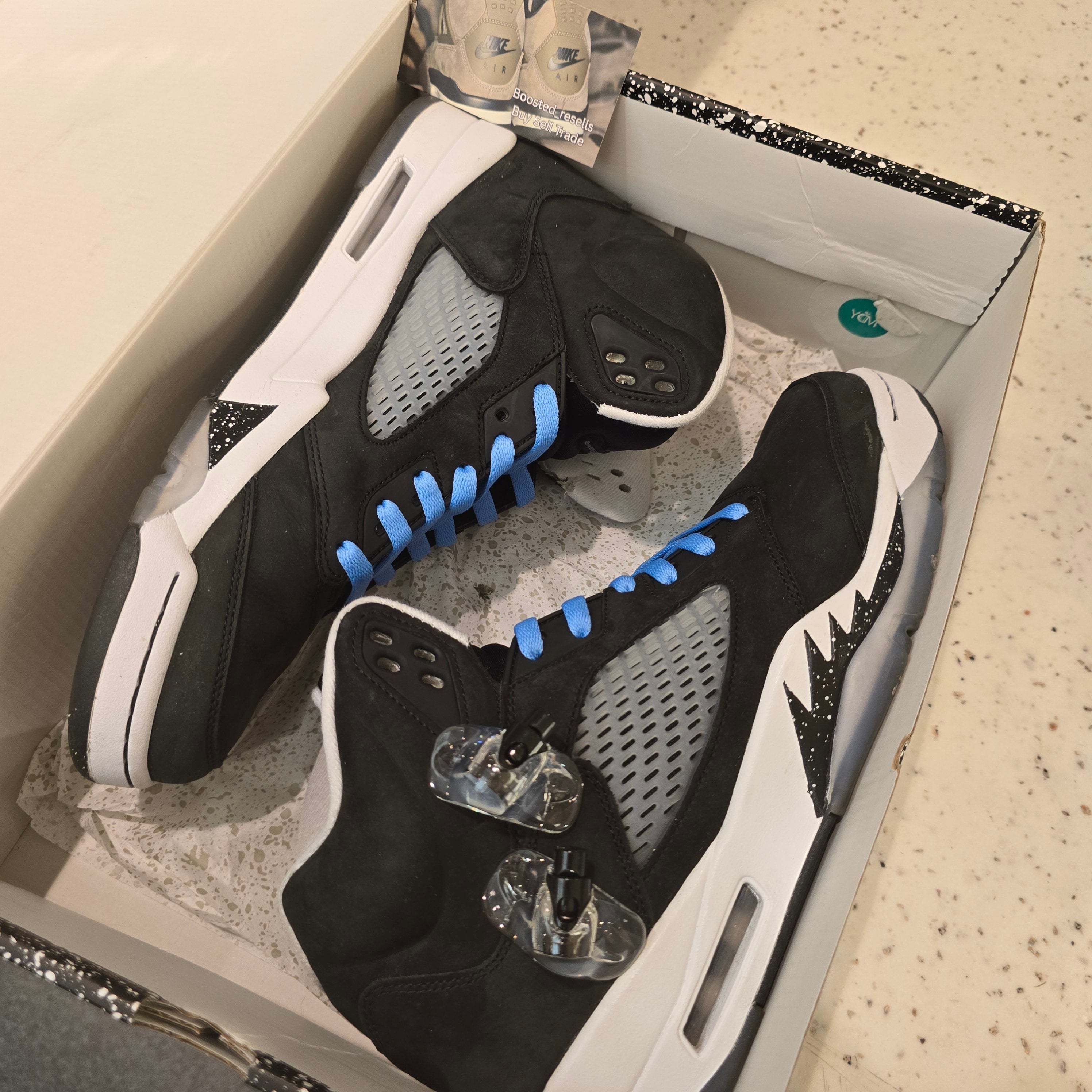 Jordan 5 Retro Moonlight (2021) SZ 10 USED