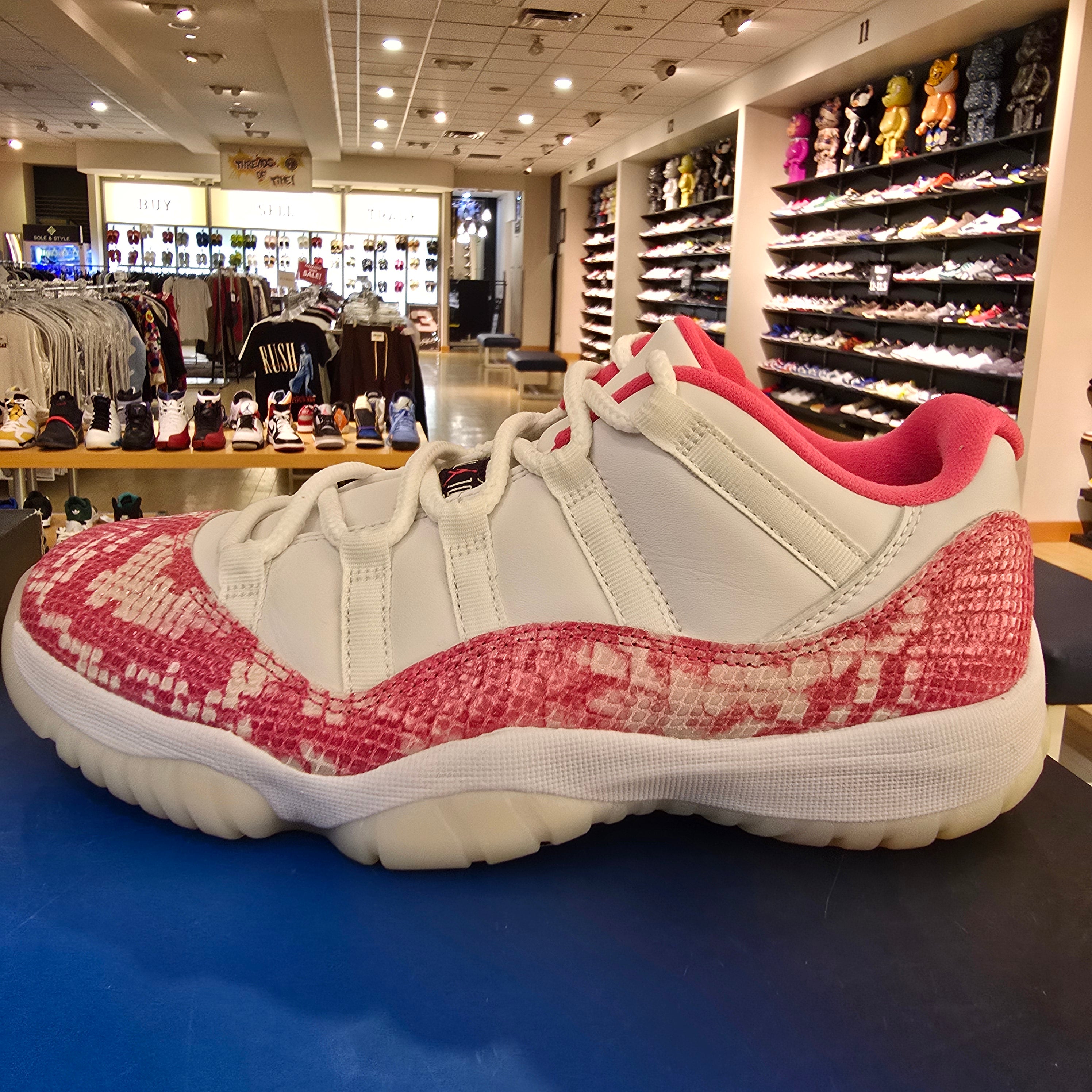 Jordan 11 Retro Low Pink Snakeskin (2019) (Women's) SZ 8.5/7M USED