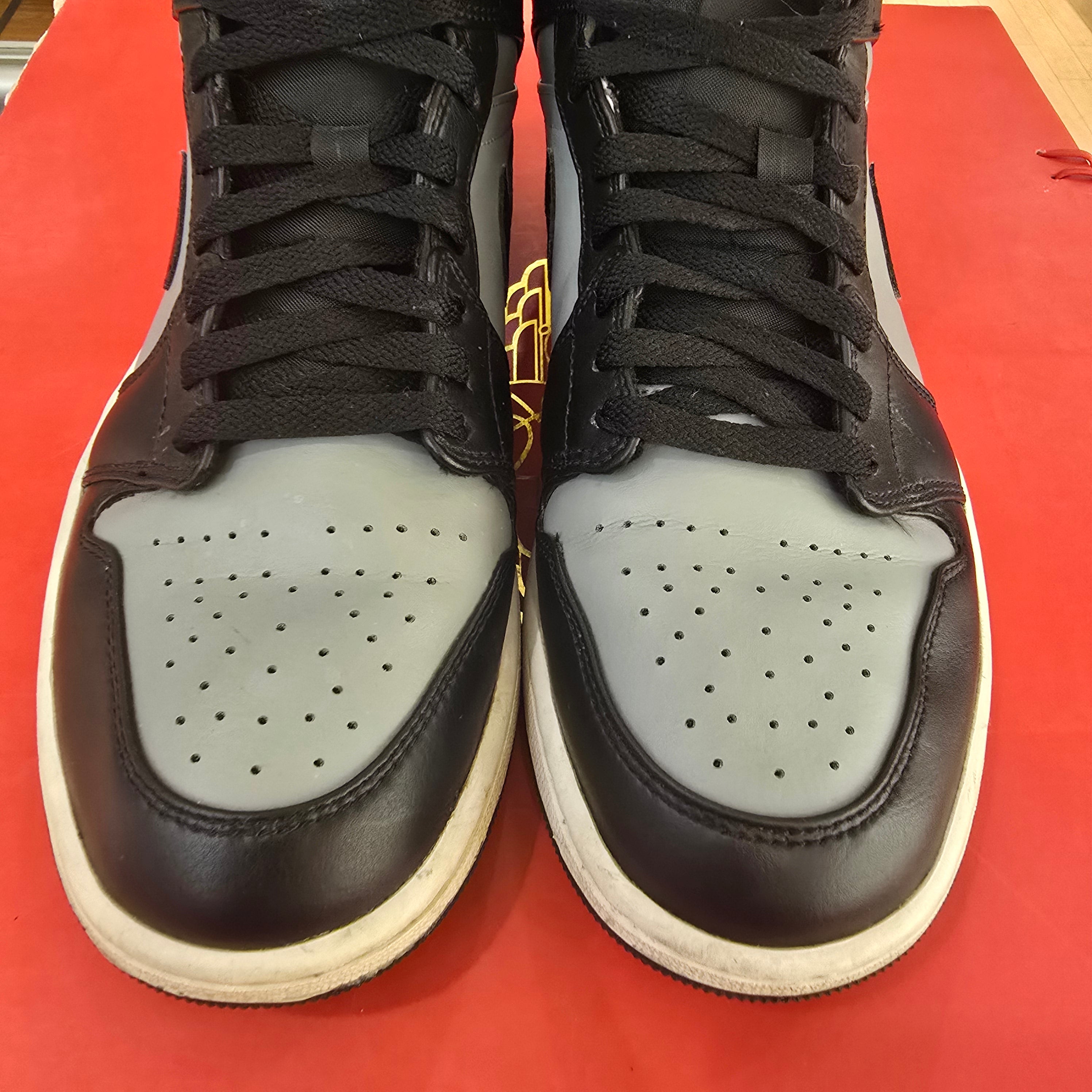 Jordan 1 Mid Shadow Red SZ 10 USED NO BOX