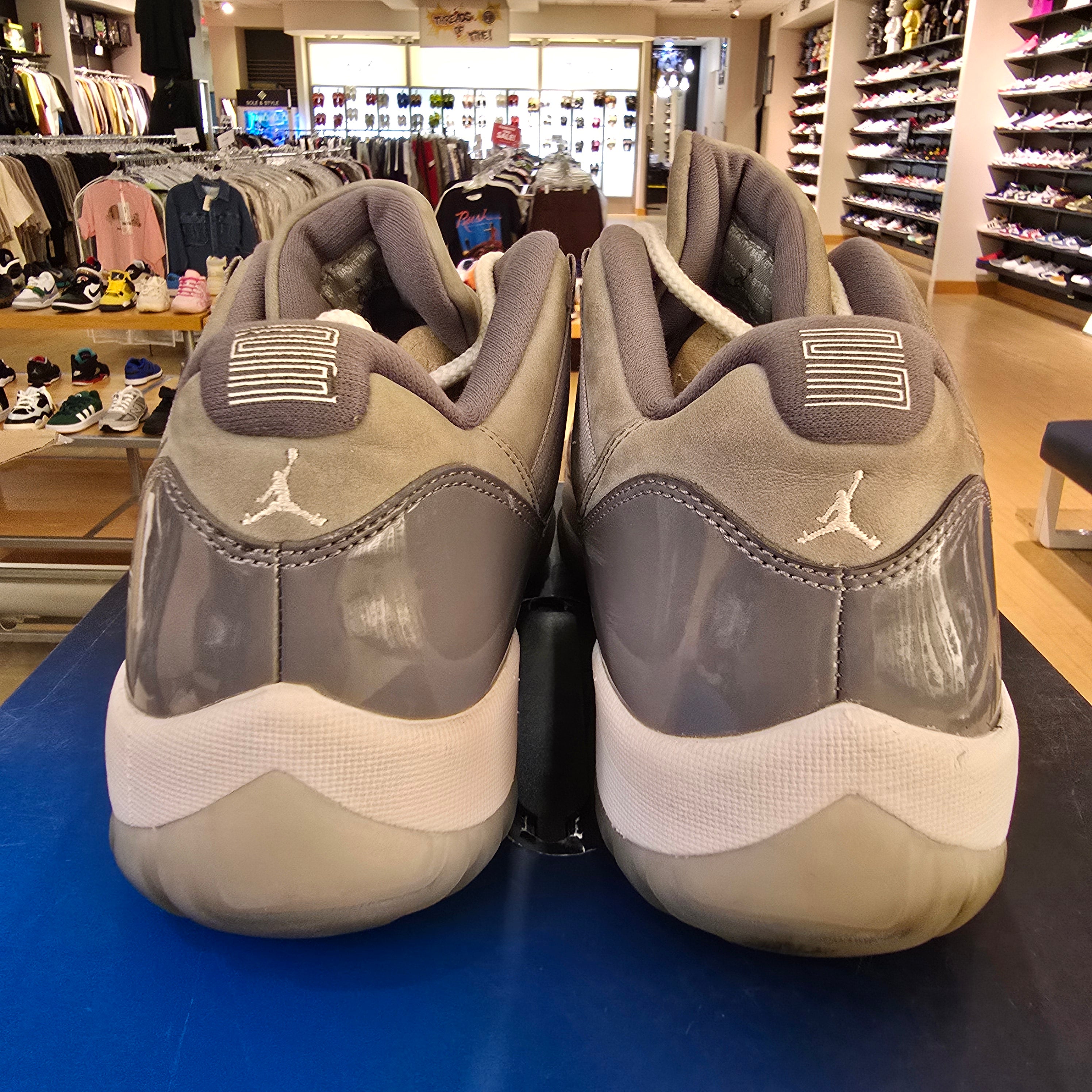 Jordan 11 Retro Low Cool Grey SZ 12 USED