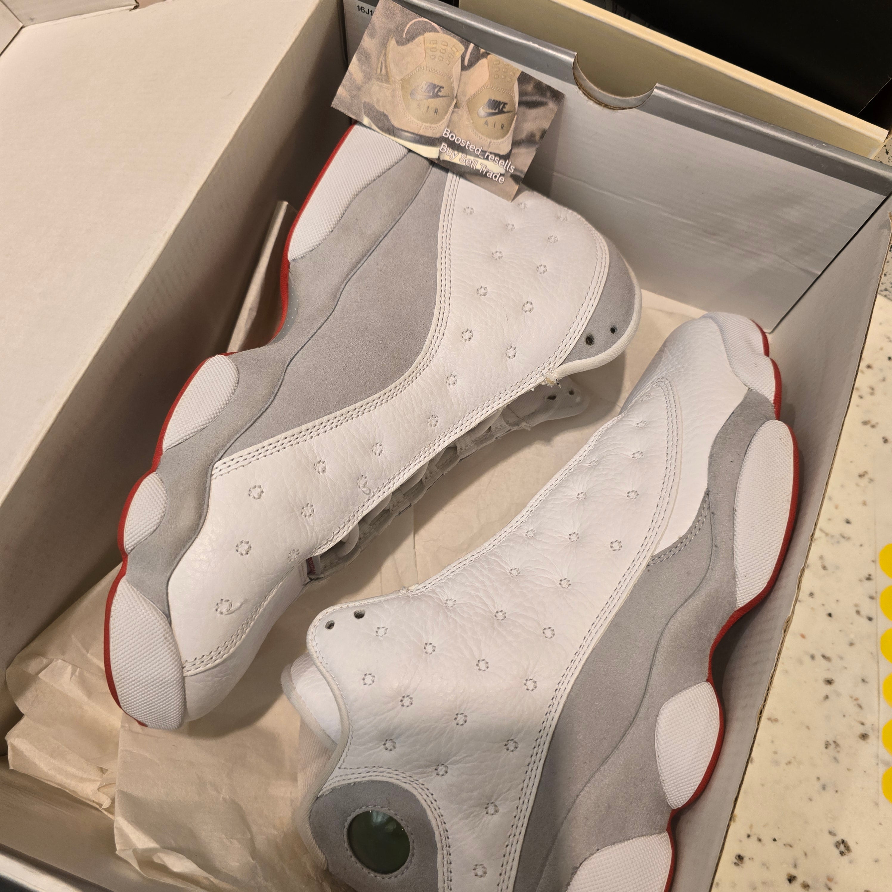 Jordan 13 Retro Wolf Grey SZ 9.5 USED