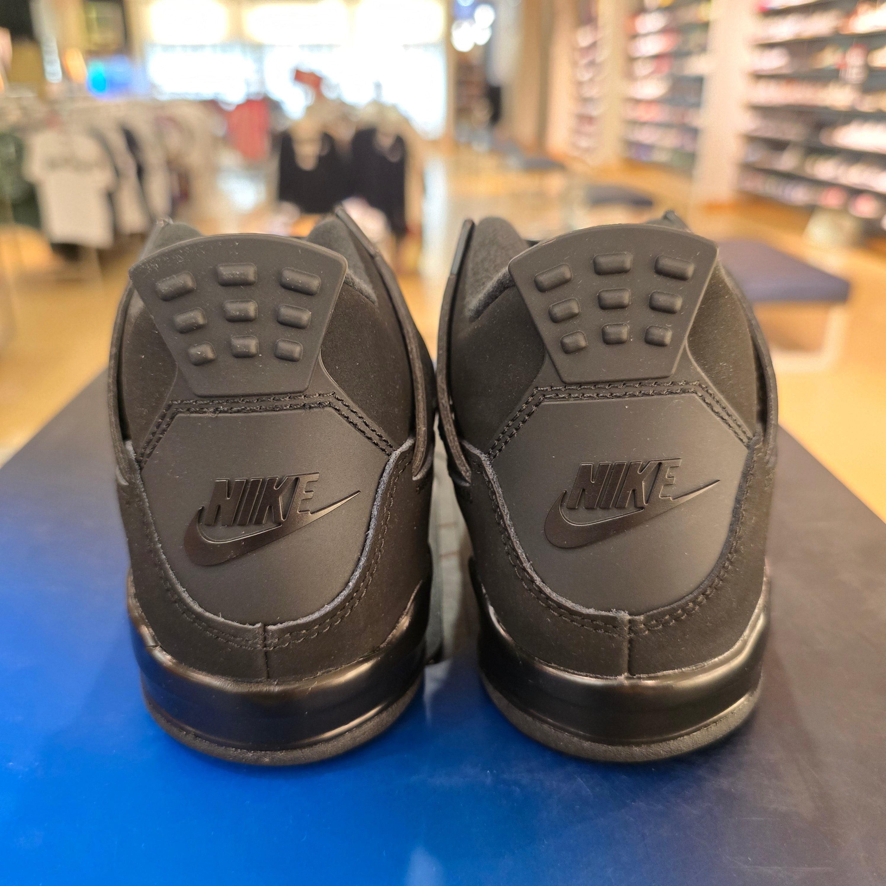Jordan 4 Retro Black Cat (2025) (PS) SZ 1Y B-GRADE MISSING LID