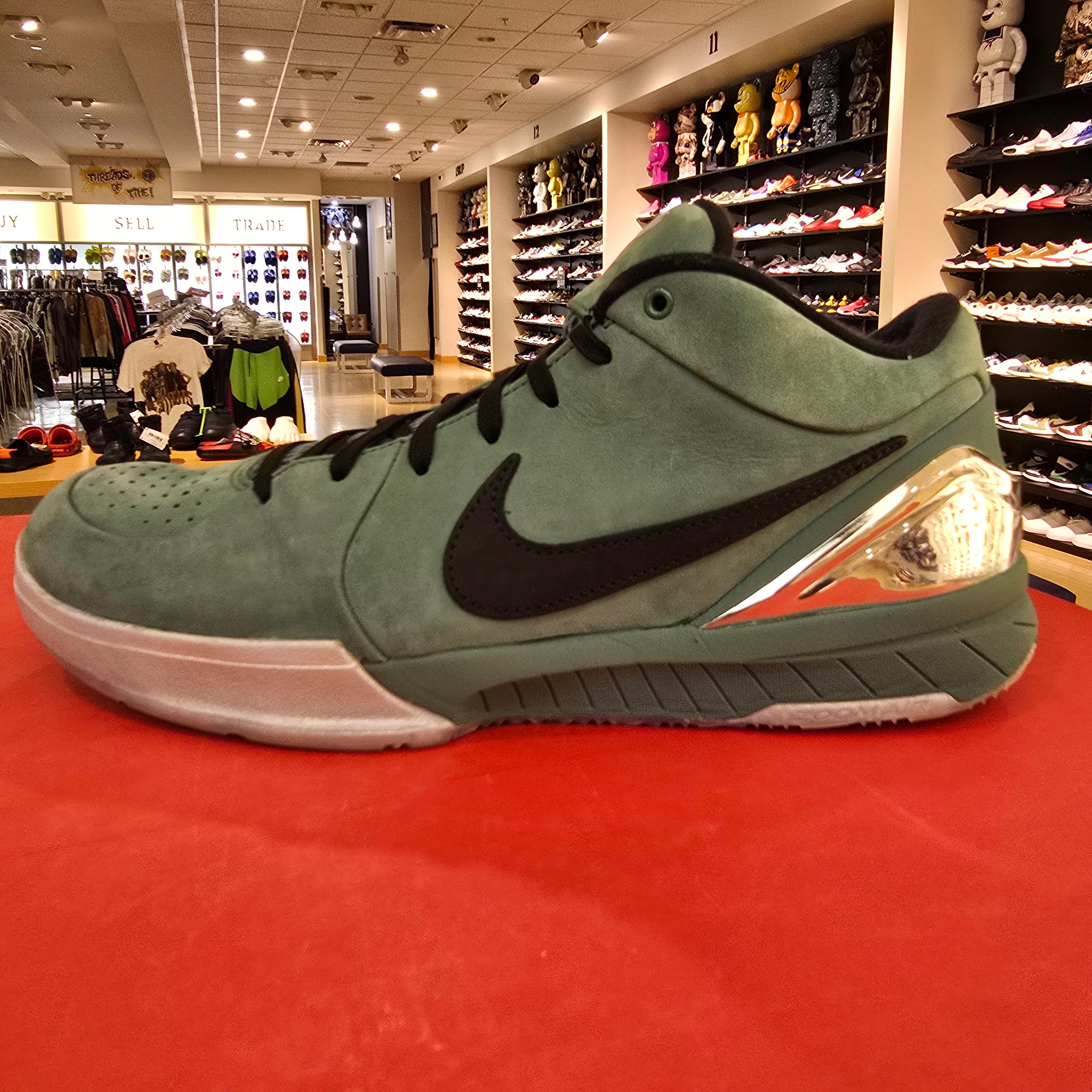 Nike Kobe 4 Protro Girl Dad SZ 11 USED