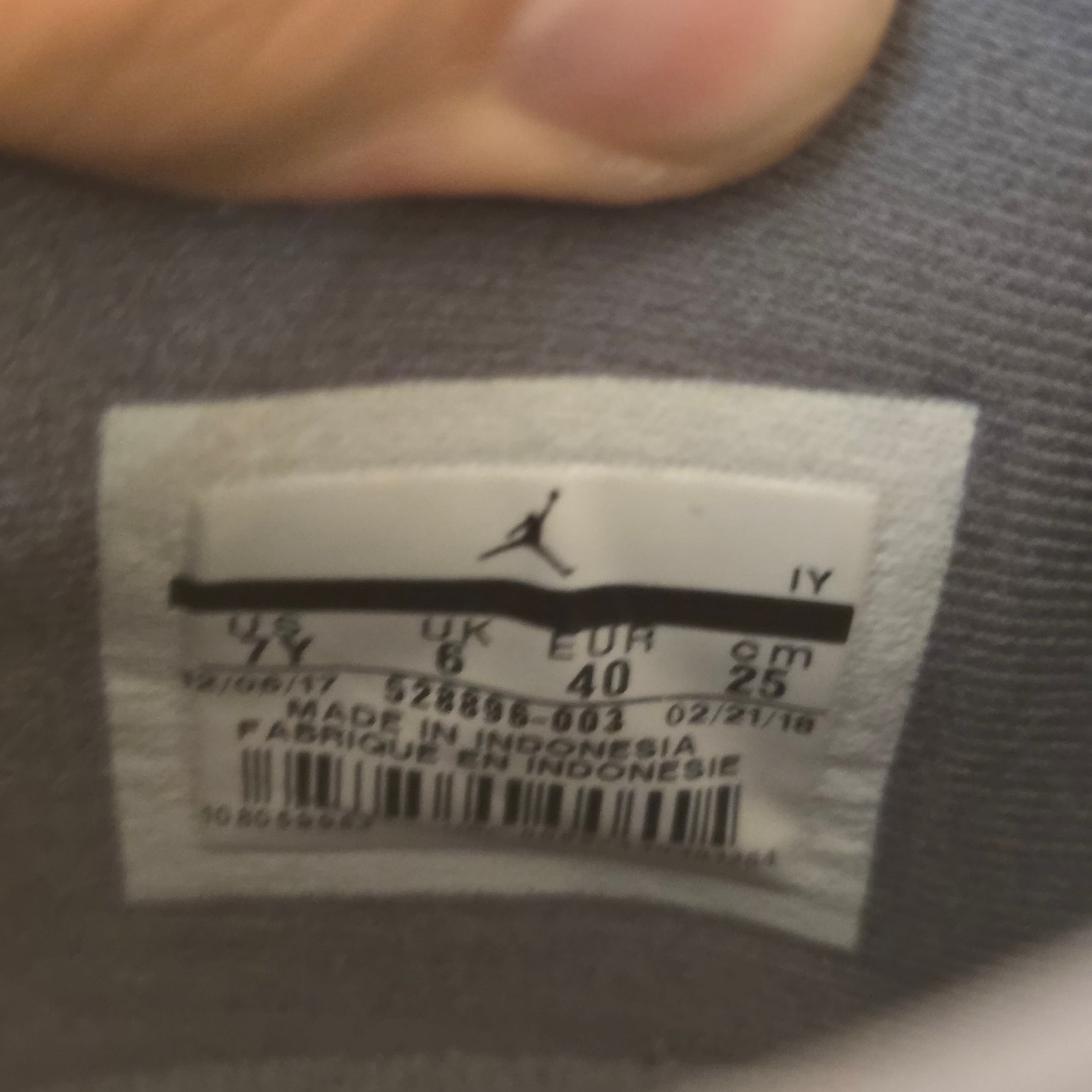 Jordan 11 Retro Low Cool Grey (GS) SZ 7Y