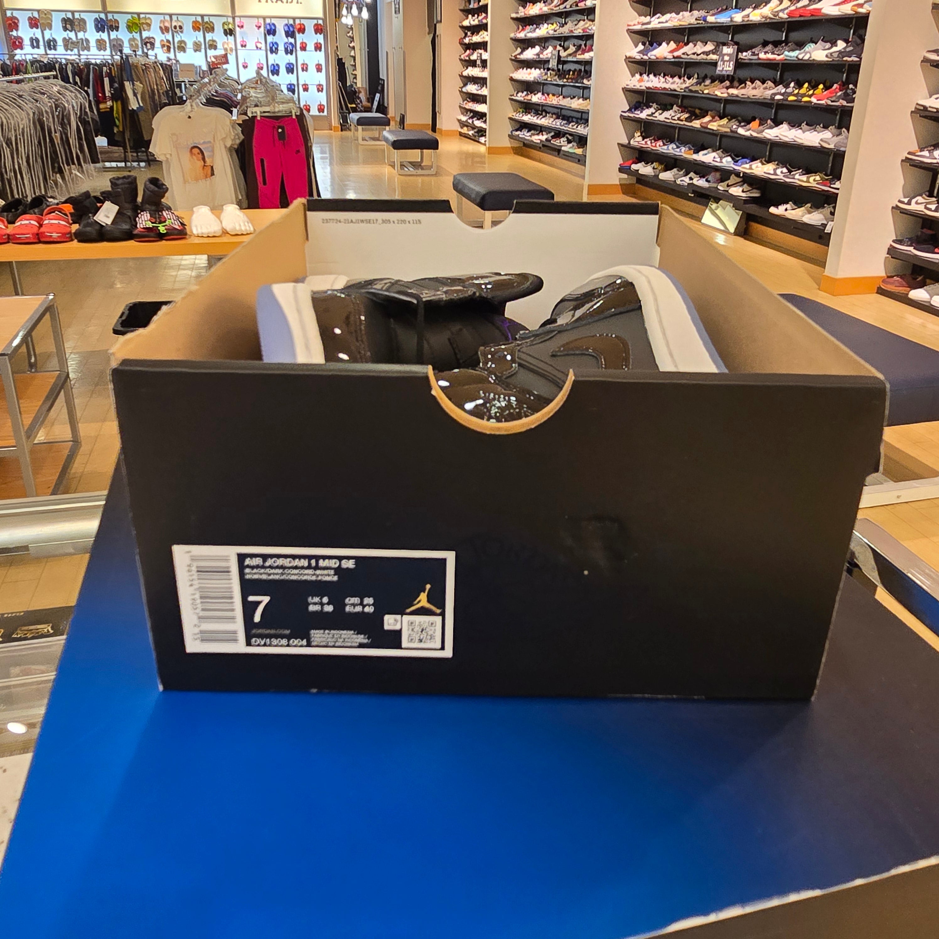 Jordan 1 Mid SE Space Jam SZ 7 MISSING LID