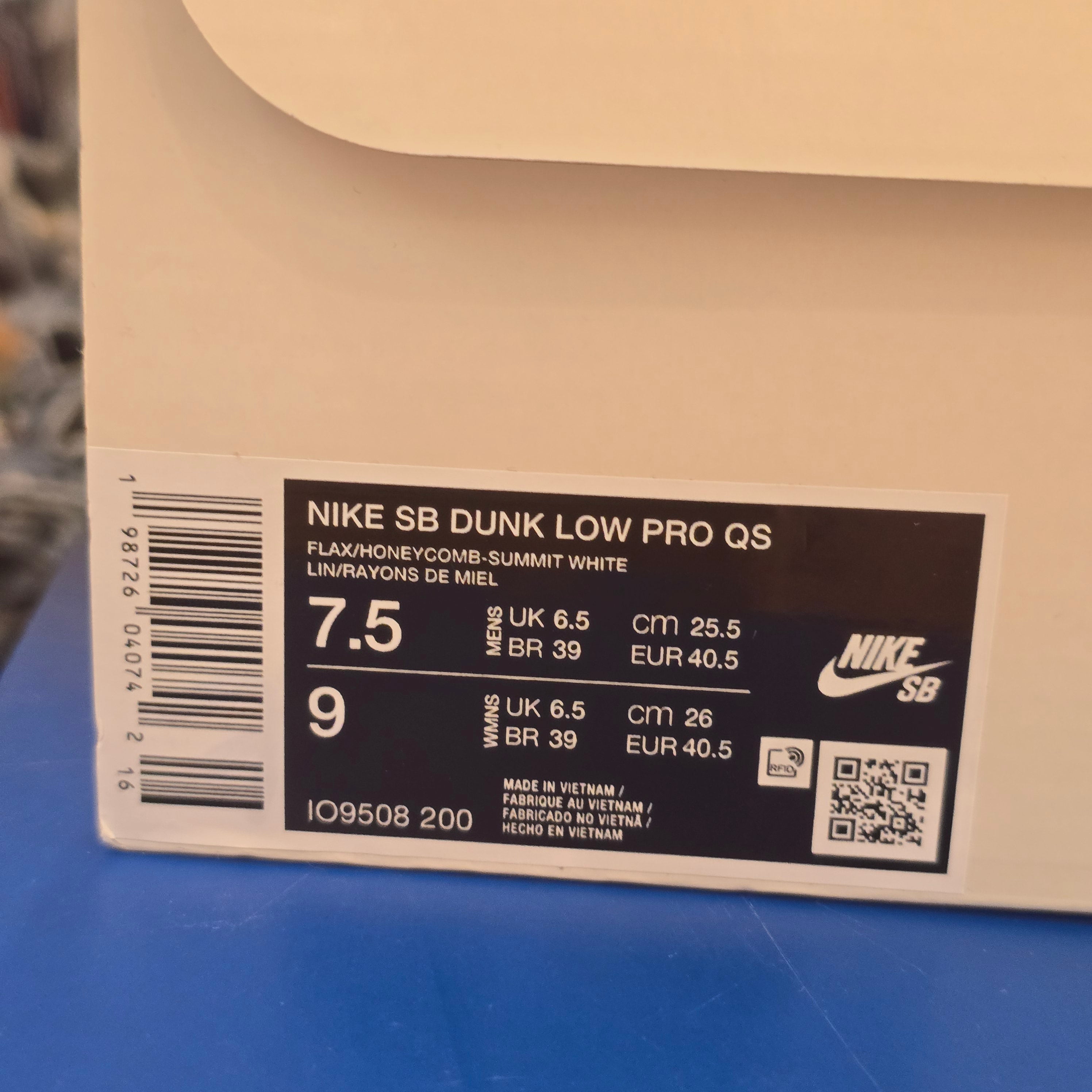 Nike SB Dunk Low Pro NOTE Shop Manchester Brew and Biscuits SZ 7.5