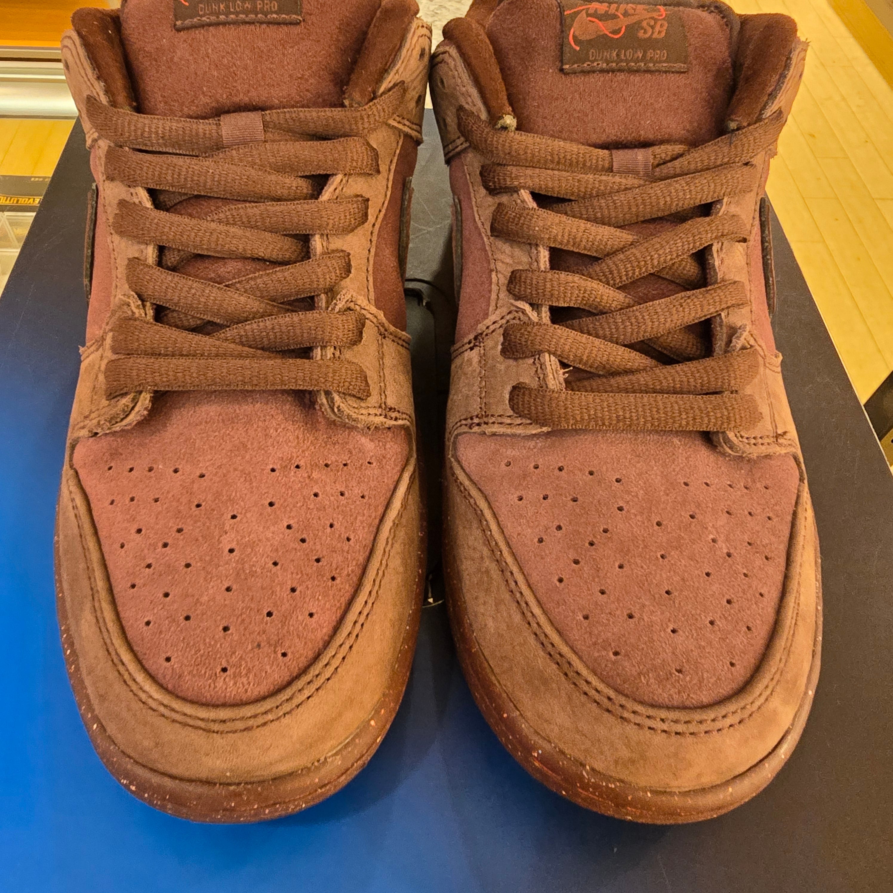 Nike SB Dunk Low City Of Love Burgendy Crush SZ 10.5 USED NO BOX
