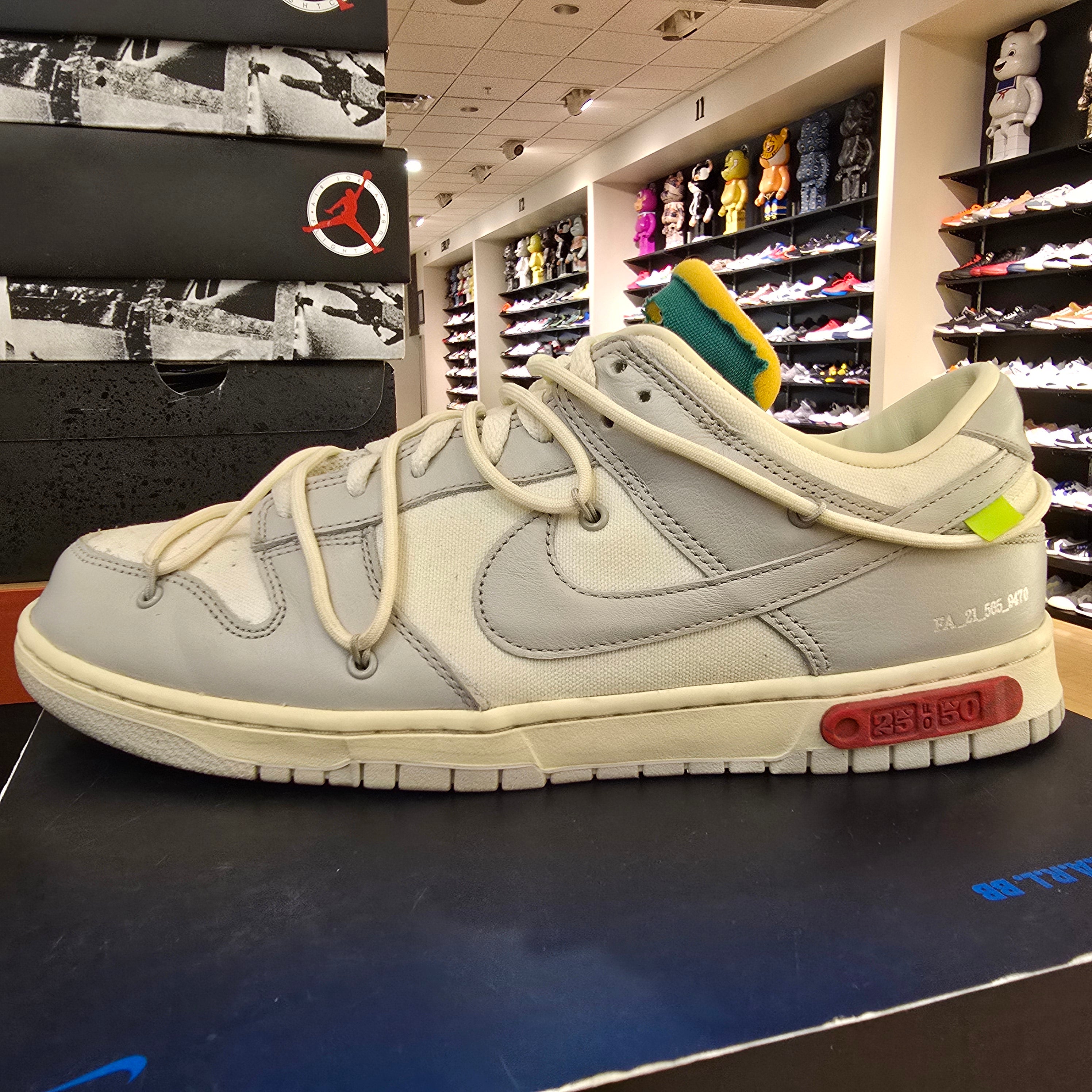 Nike Dunk Low Off-White Lot 25 SZ 13 USED