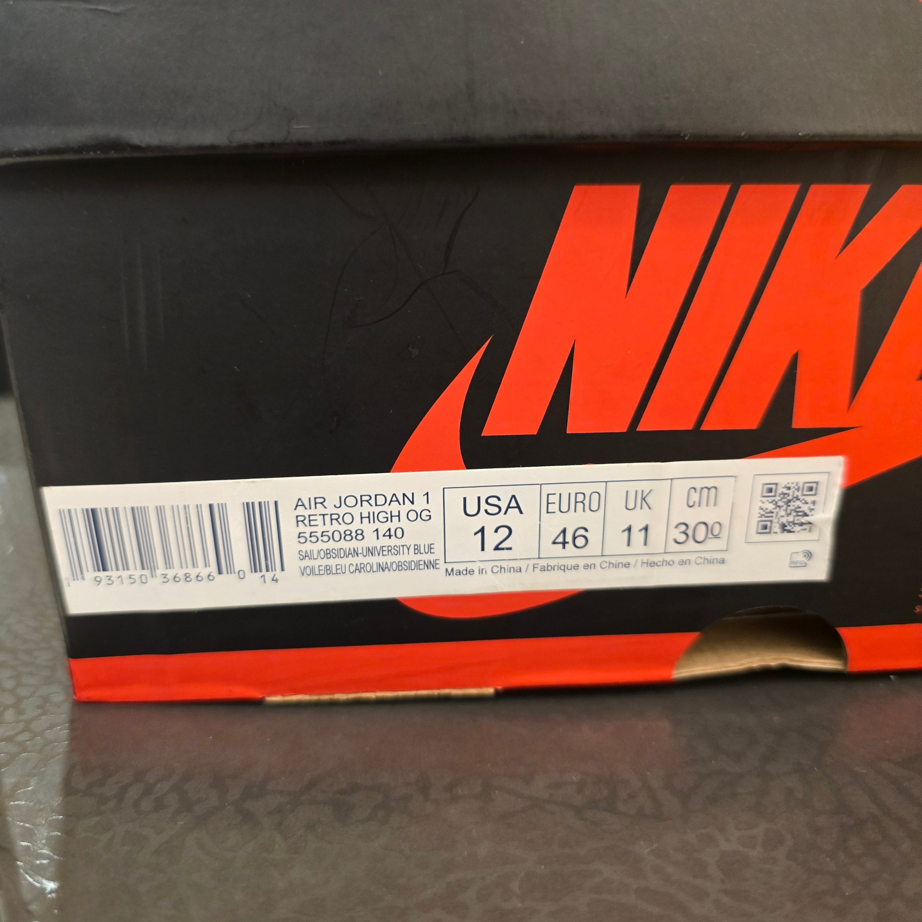 Air Jordan 1 Retro High Obsidian Sz 12 USED