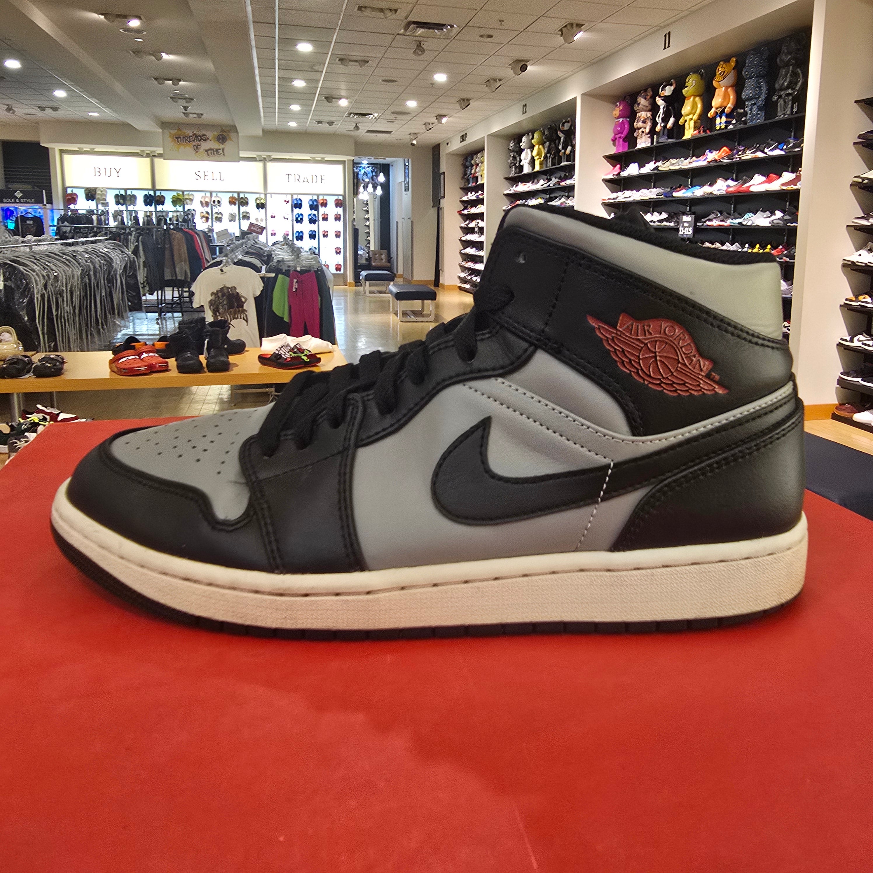 Jordan 1 Mid Shadow Red SZ 10 USED NO BOX