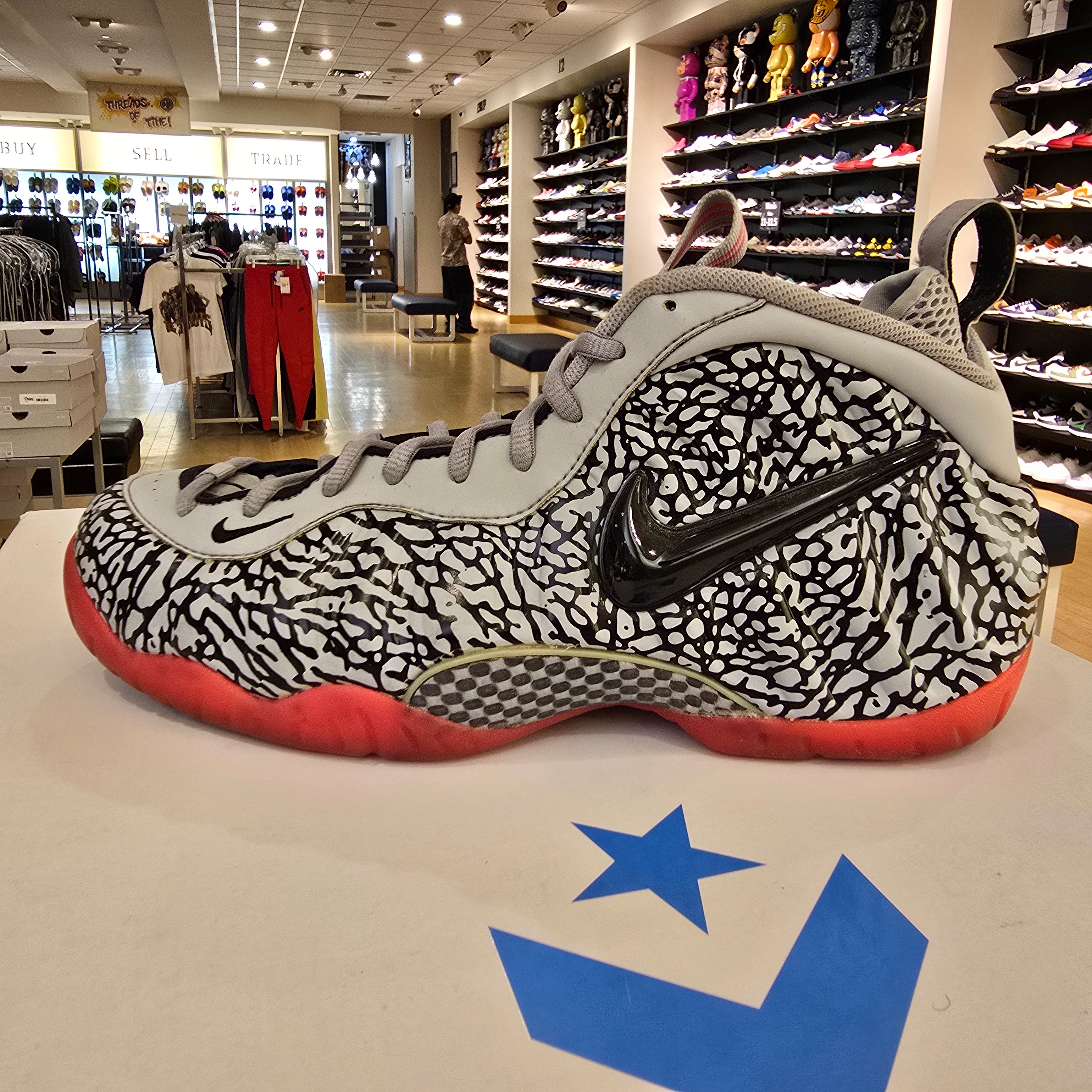 Nike Air Foamposite Pro Elephant Print SZ 12 USED NO BOX