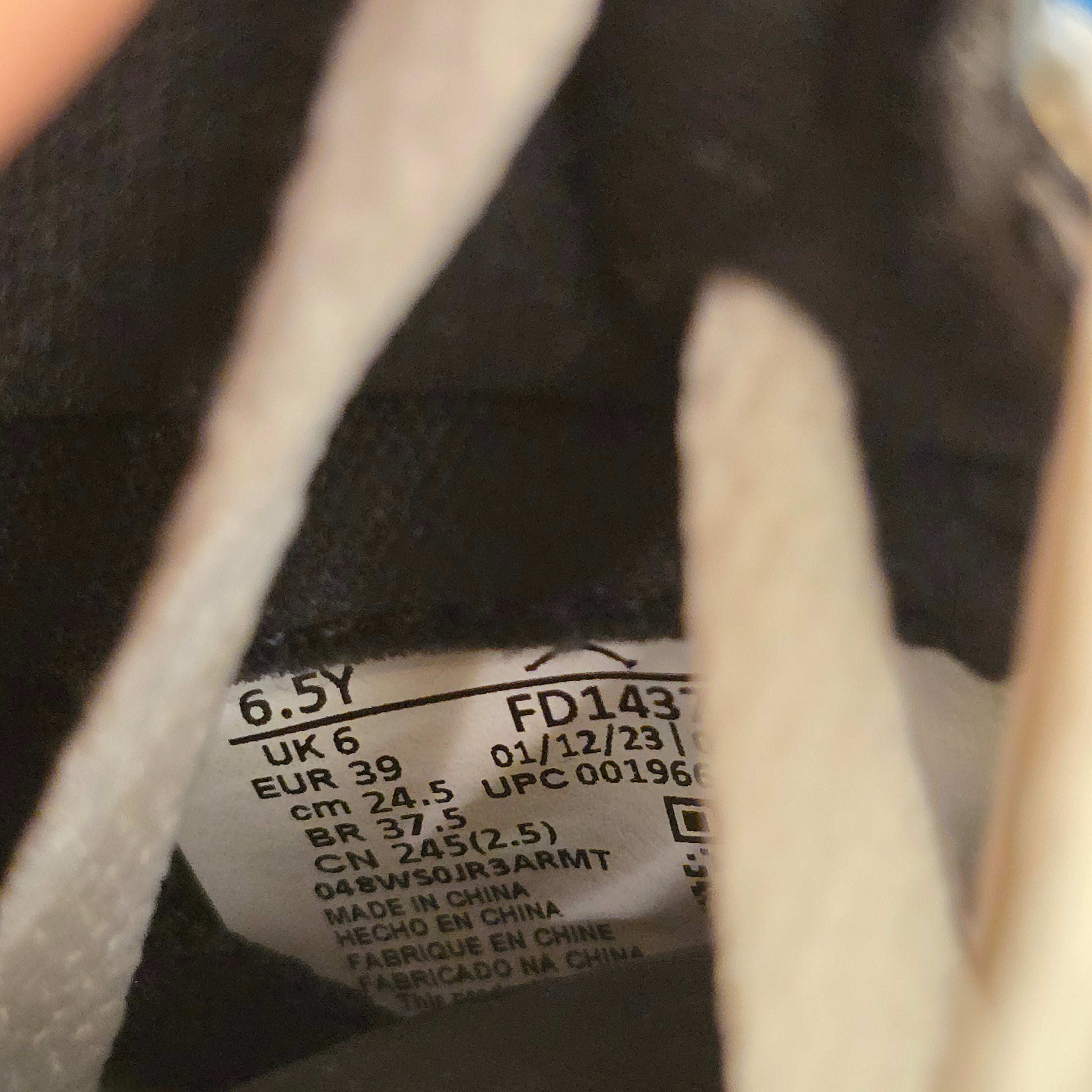 Jordan 1 Retro High OG UNC Toe SZ 6.5Y USED NO BOX