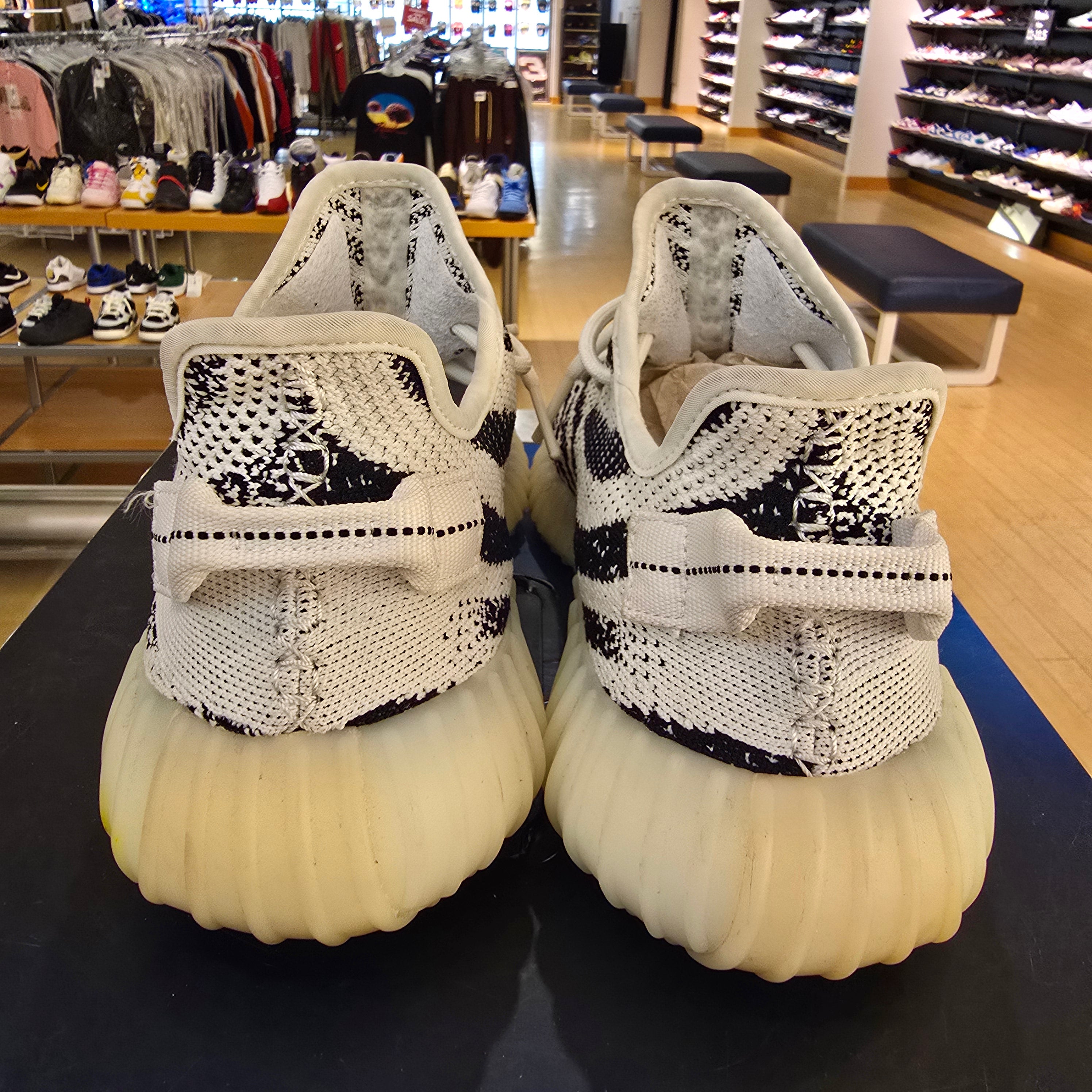Adidas Yeezy Boost 350 V2 Zebra SZ 10.5 USED