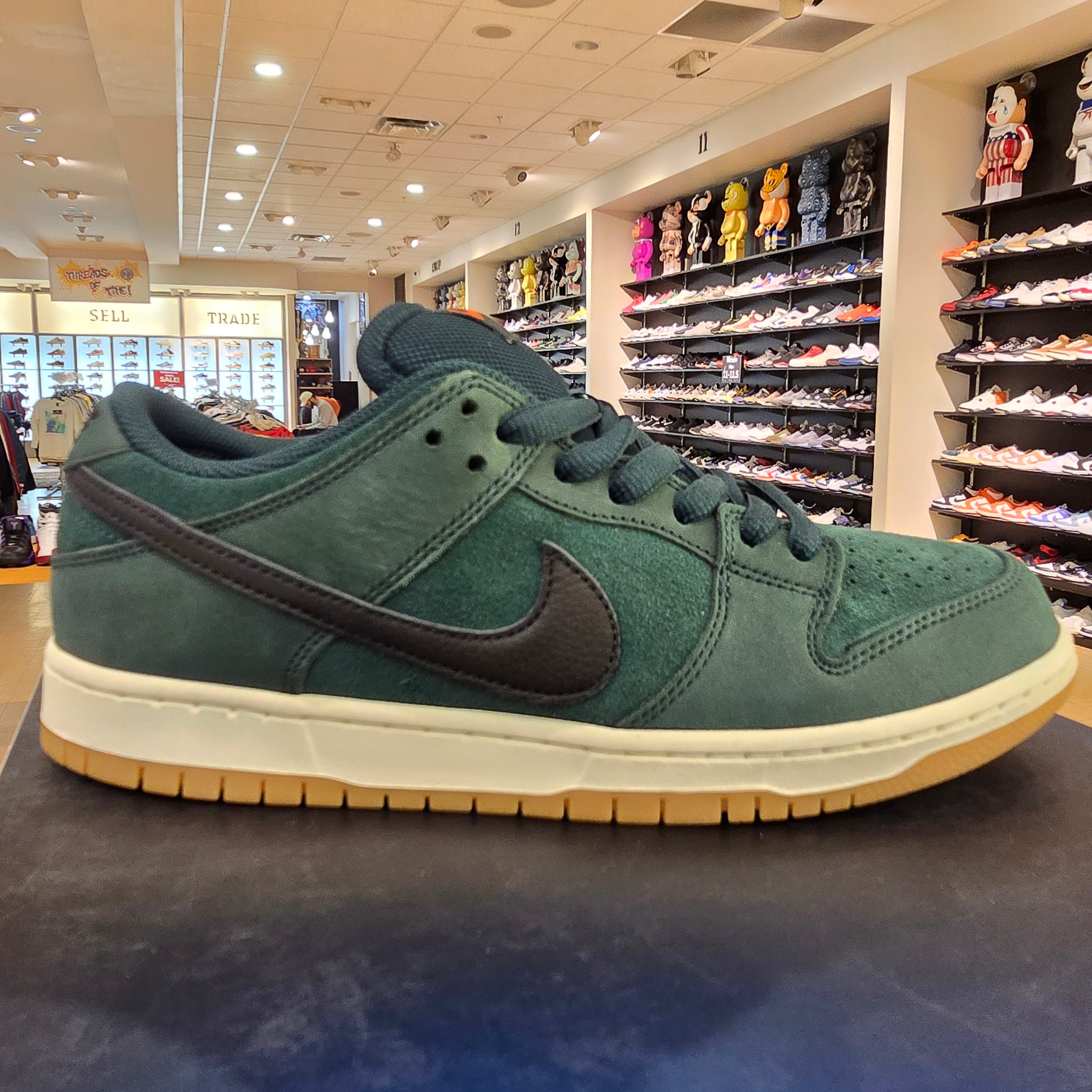 Nike SB Dunk Low Pro Deep Fir SZ 10.5 MISSING LID