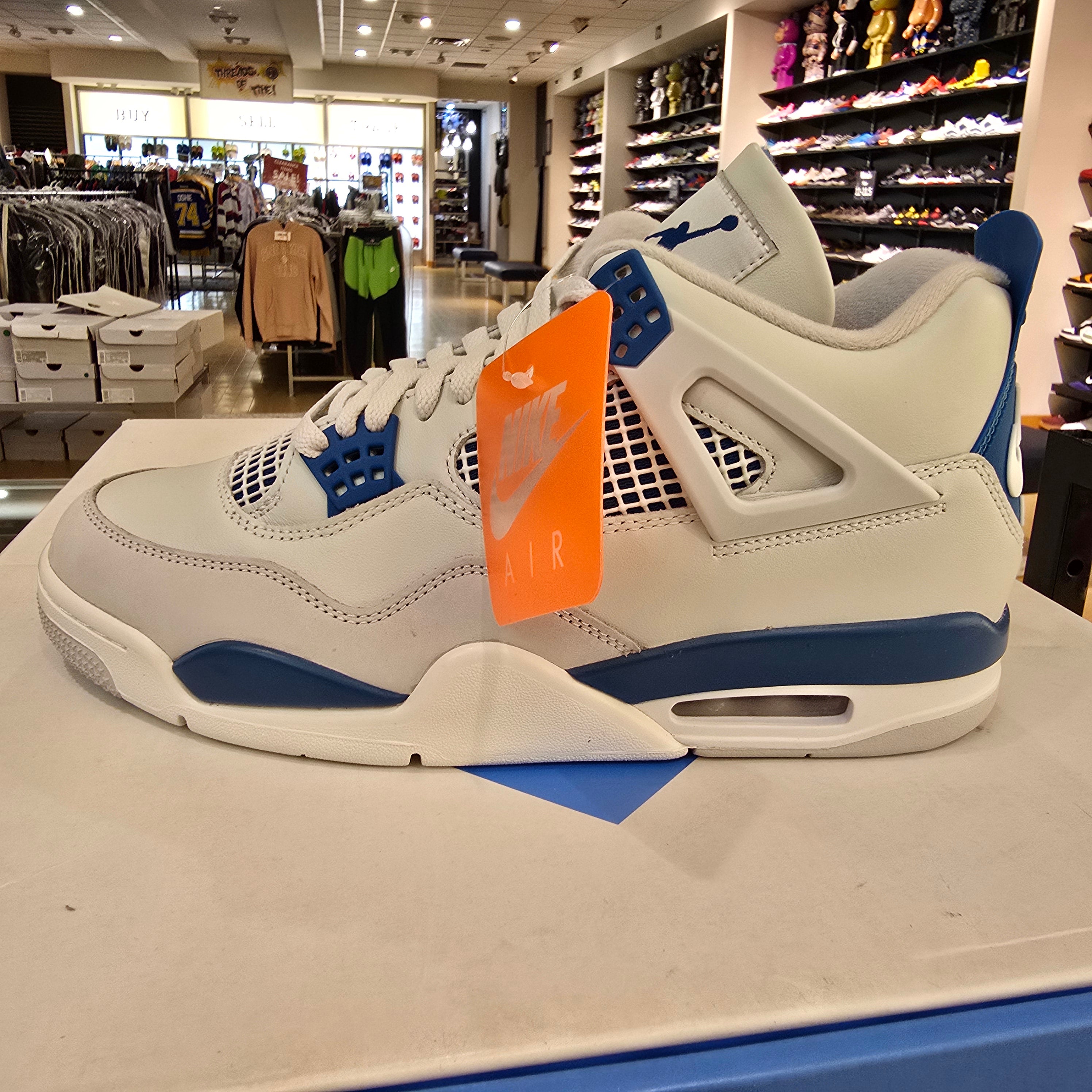 Jordan 4 Retro Military Blue (2024) SZ 10