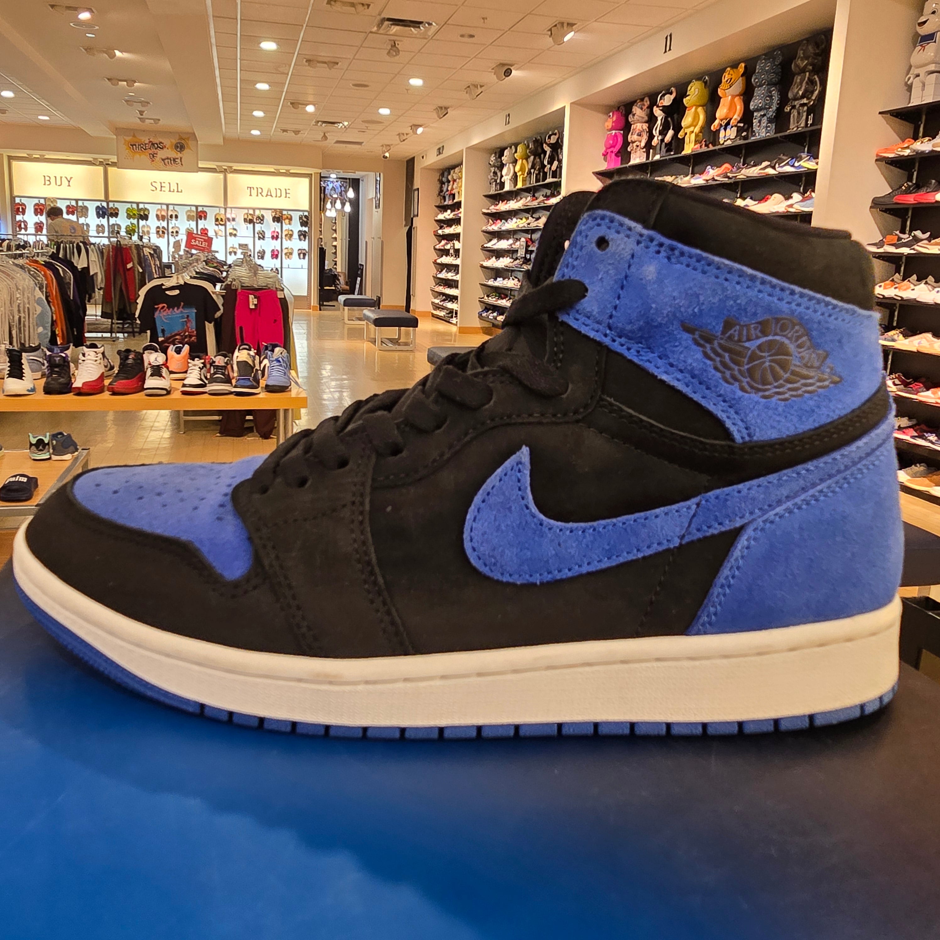Jordan 1 Retro High OG Royal Reimagined SZ 9.5 USED