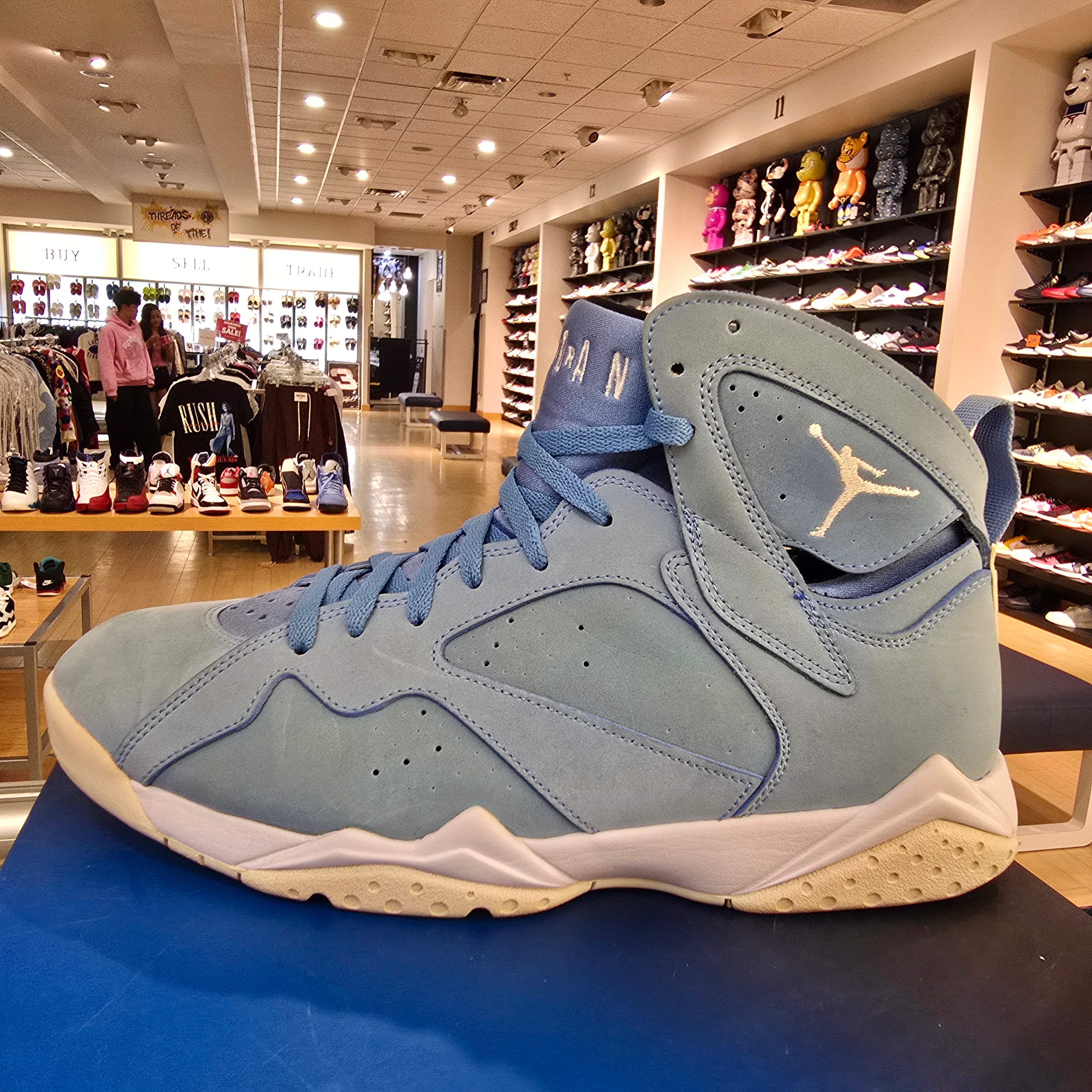 Jordan 7 Retro Pantone SZ 11.5 USED NO BOX YELLOW