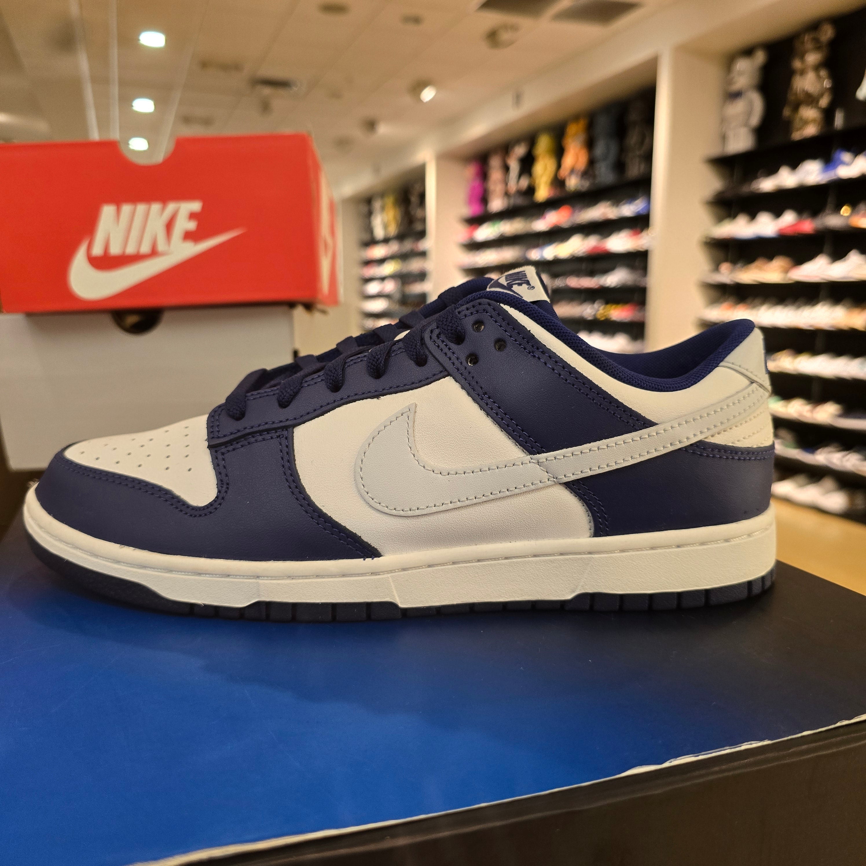 Nike Dunk Low Deep Royal Football Grey SZ 10 MISSING LID