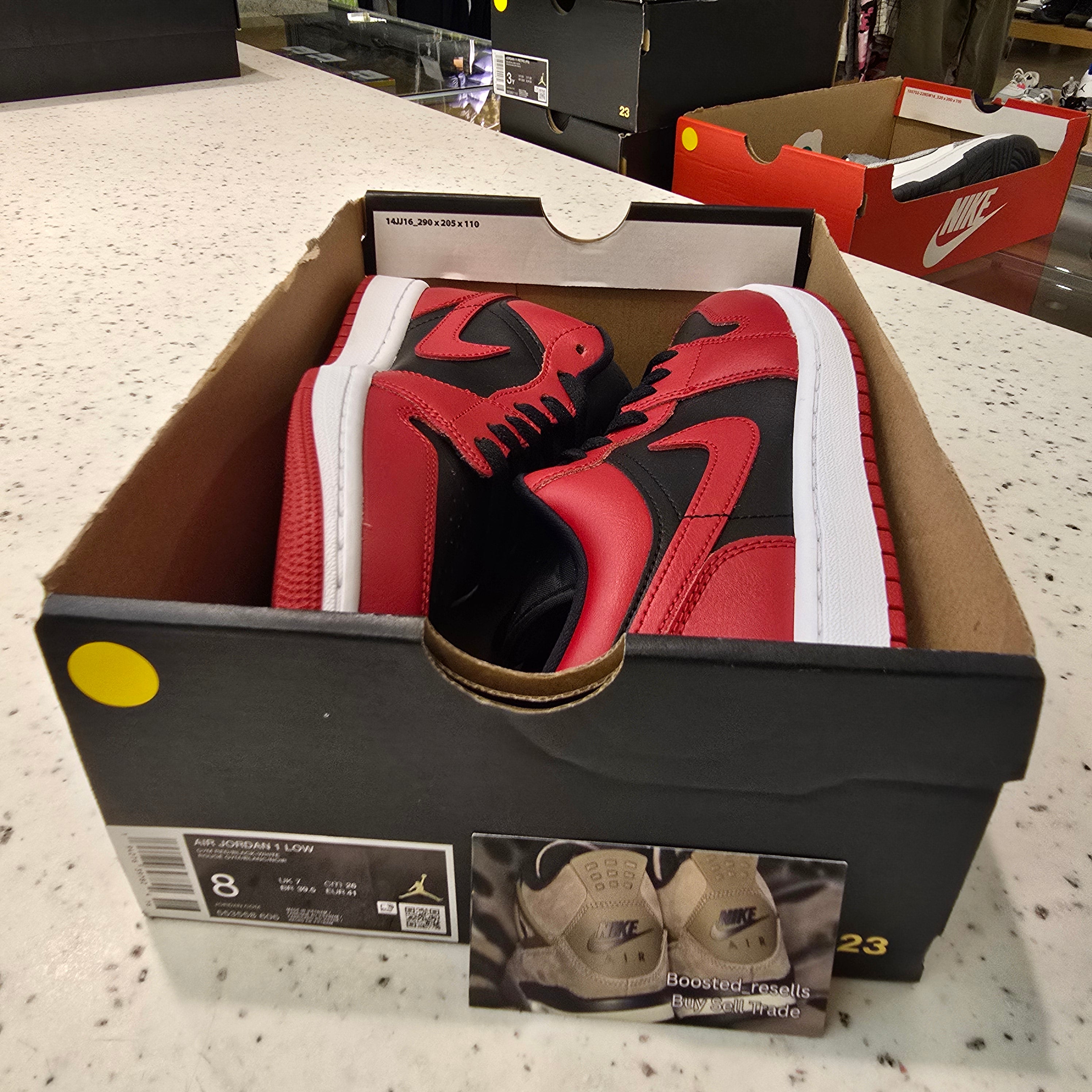 Jordan 1 Low Reverse Bred SZ 8 Missing Lid