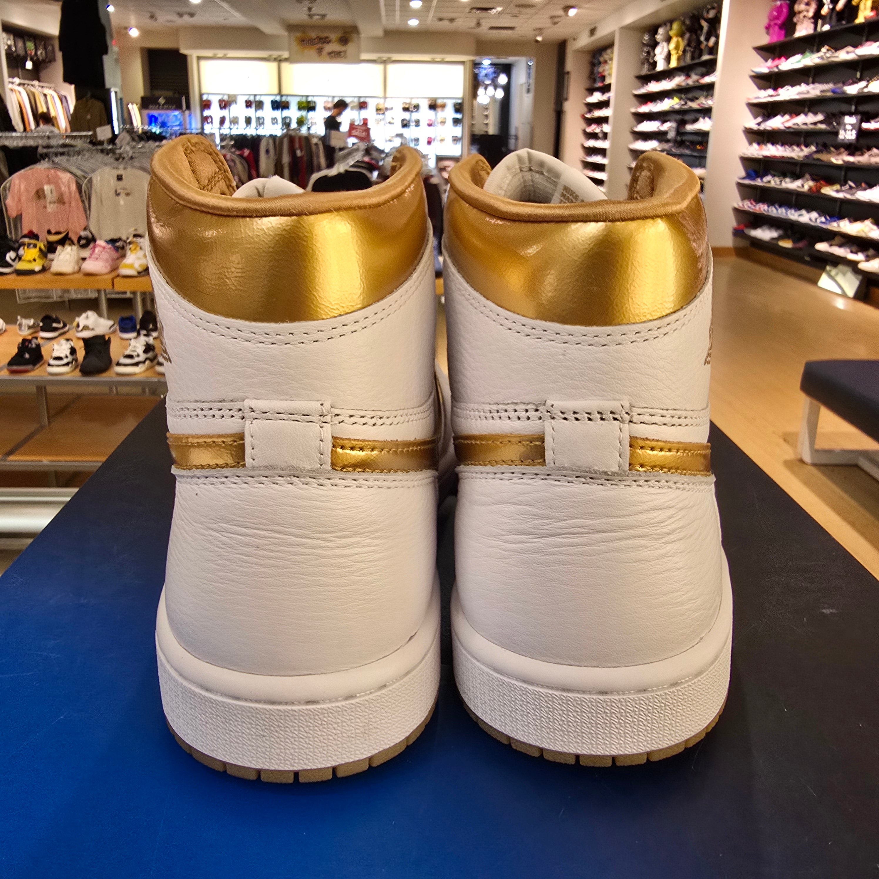 Jordan 1 Retro High OG Metallic Gold (Women's) SZ 8.5/7M USED NO BOX