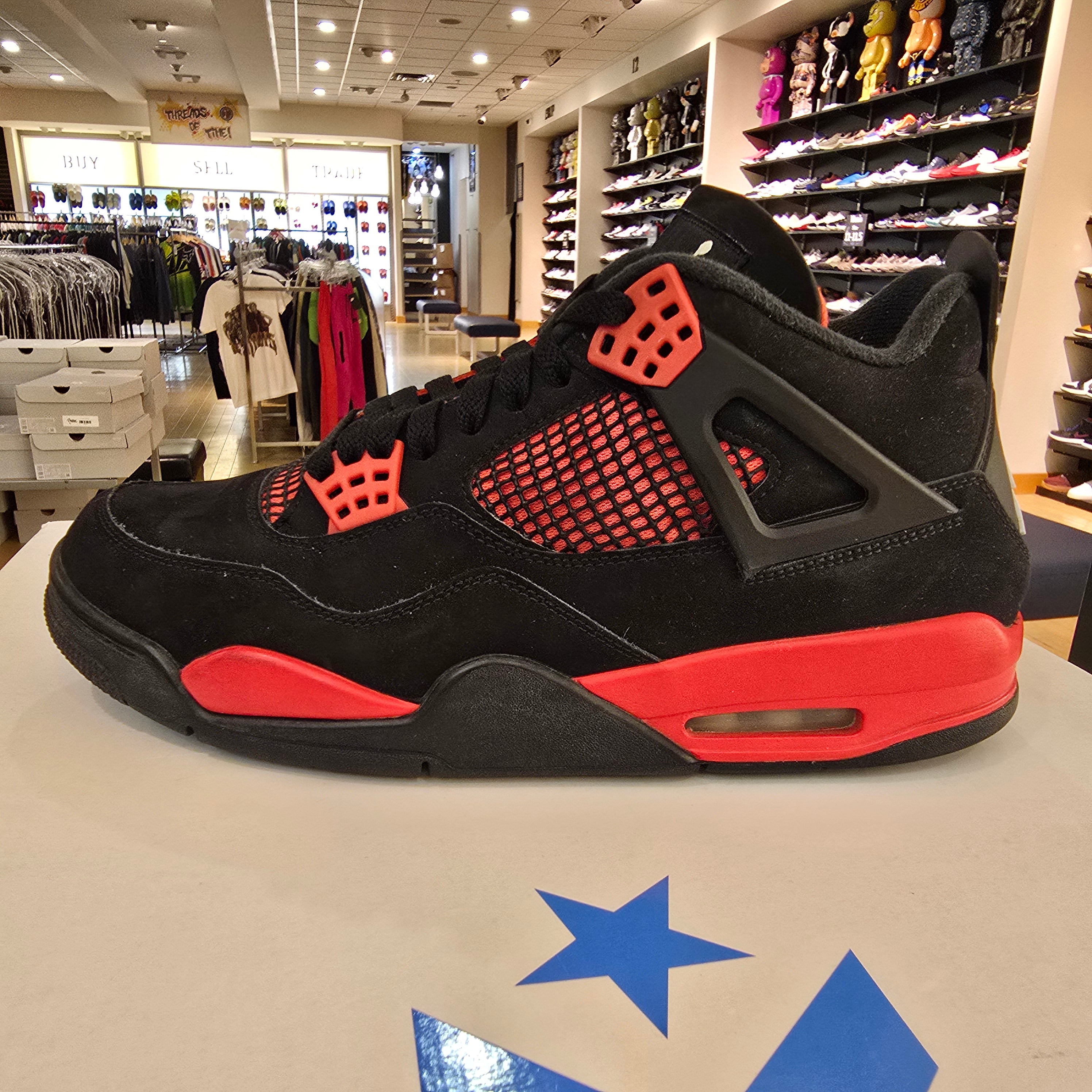 Jordan 4 Retro Red Thunder SZ 10.5 USED REP BOX