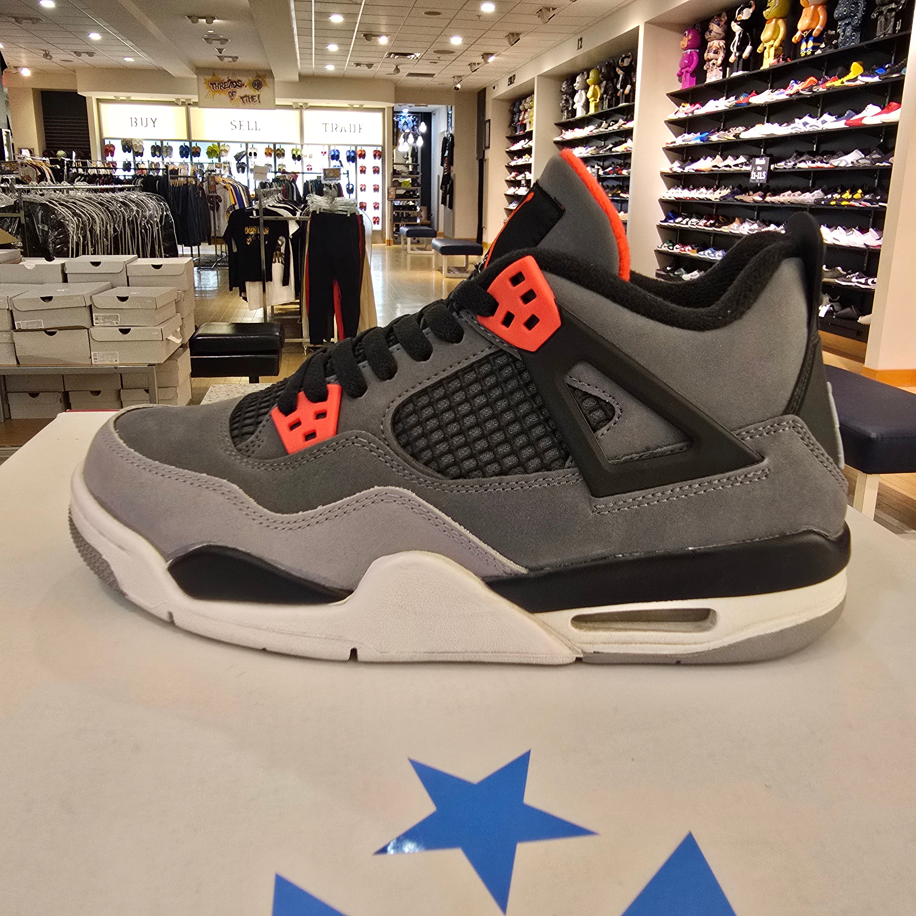 Jordan 4 Retro Infrared (GS) SZ 7Y USED