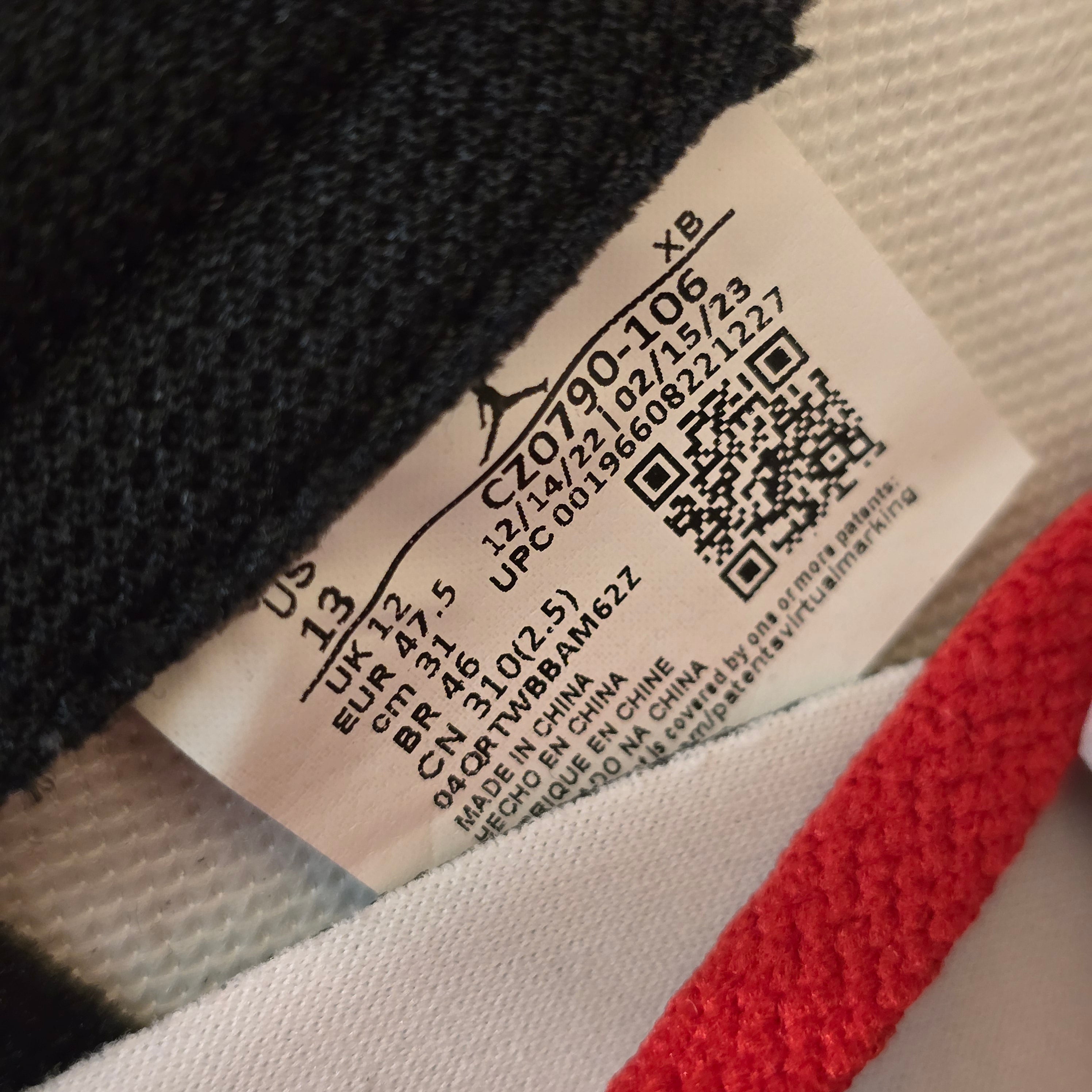 Jordan 1 Retro Low OG Black Toe 2023 SZ 13