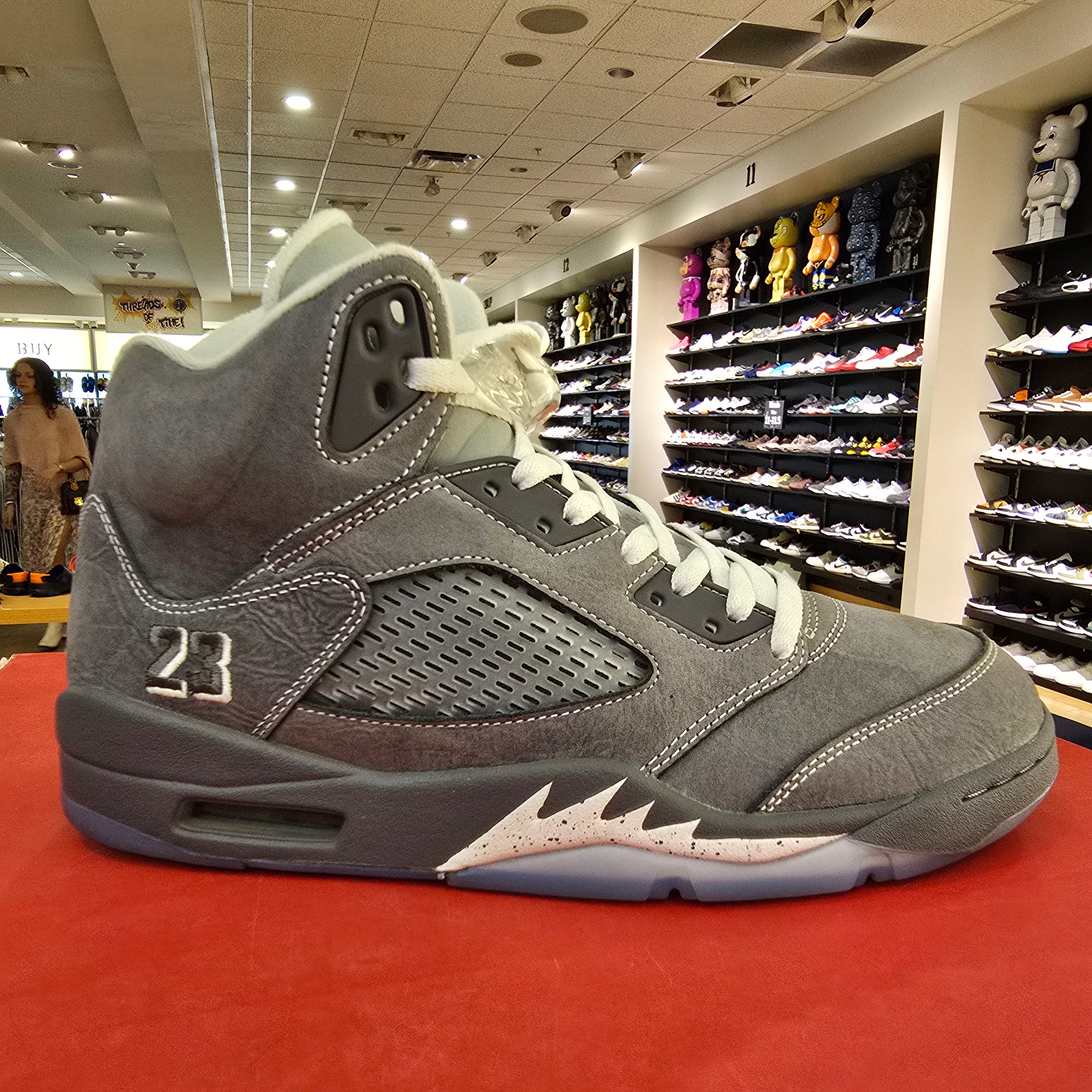 Jordan 5 Retro Wolf Grey (2026) SZ 10 USED