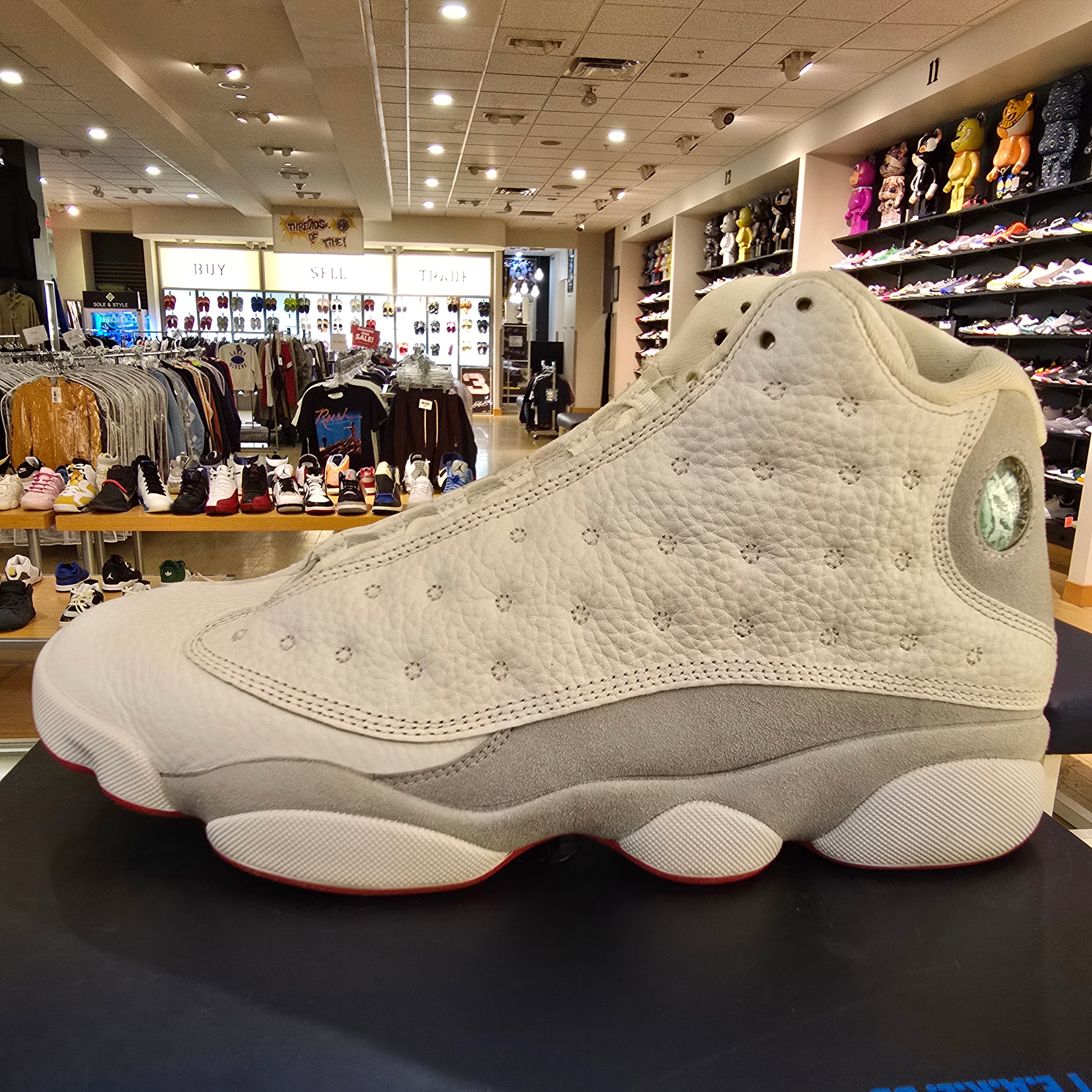 Jordan 13 Retro Wolf Grey SZ 9.5 USED