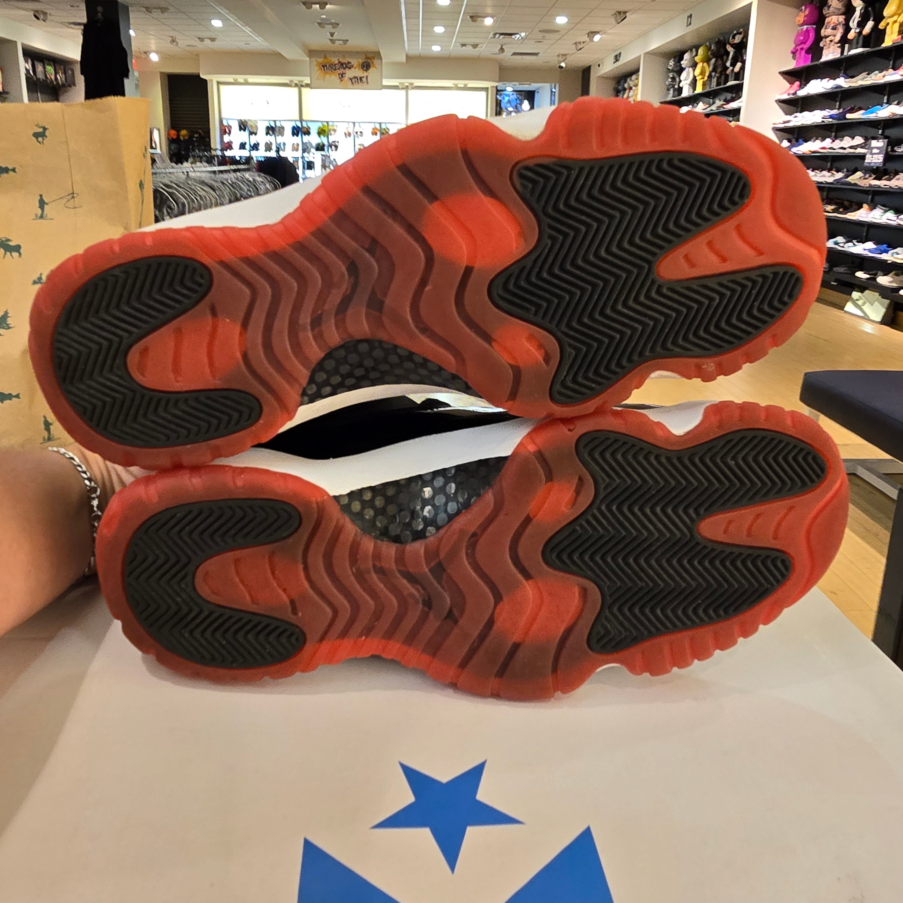 Jordan 11 Retro Low Bred (2025) SZ 10.5 USED
