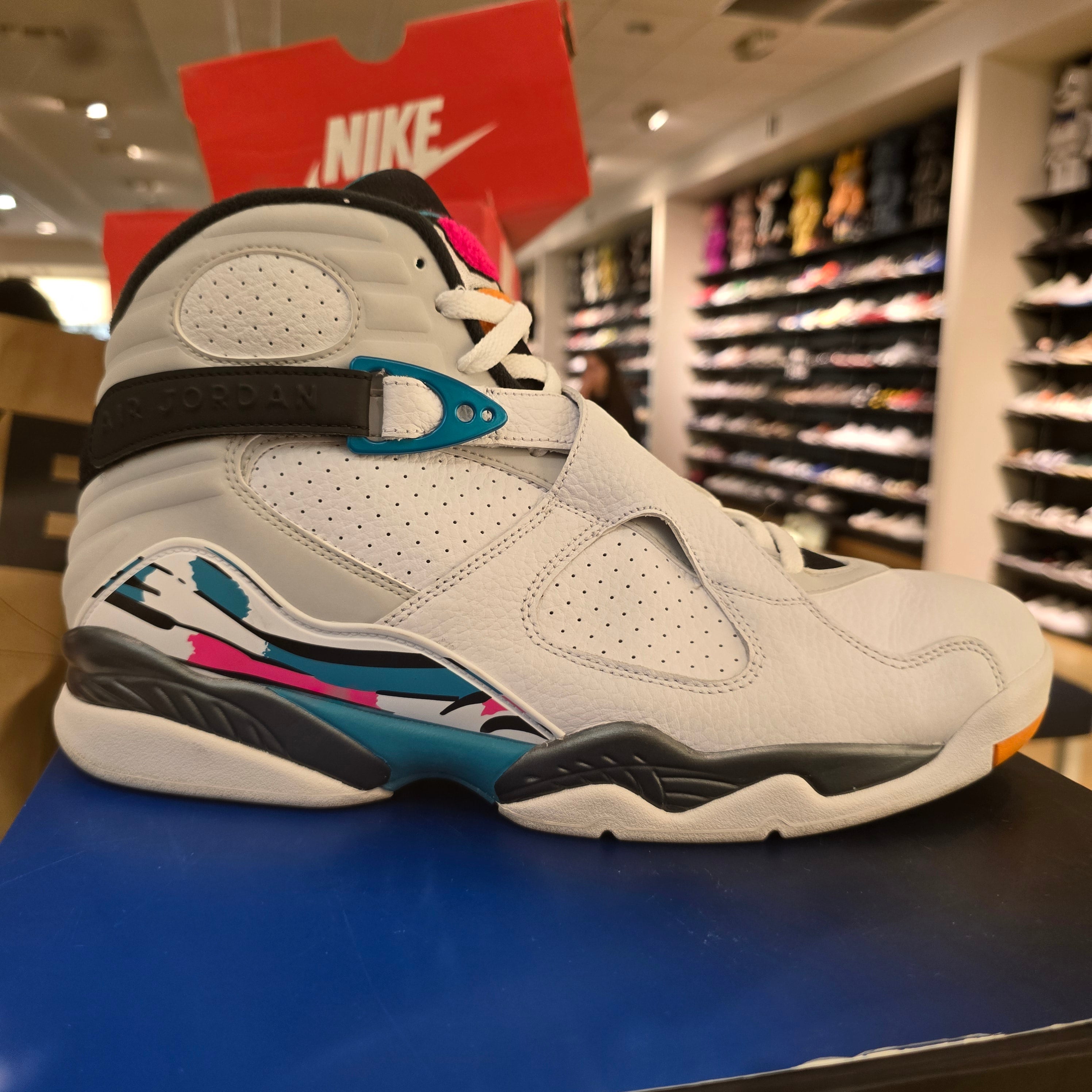 Jordan 8 Retro South beach SZ 12 USED