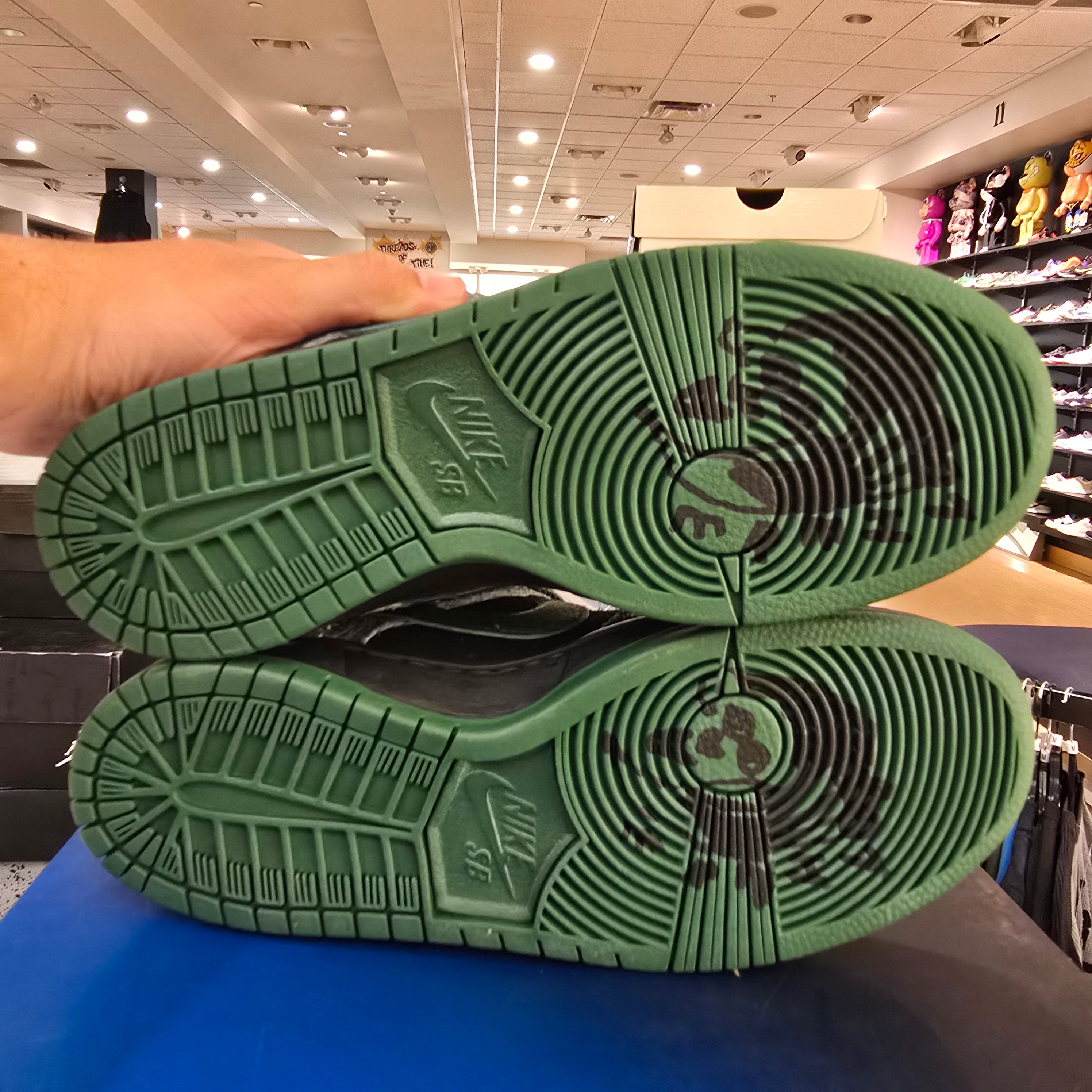 Nike SB Dunk Low There Skateboards SZ 7.5