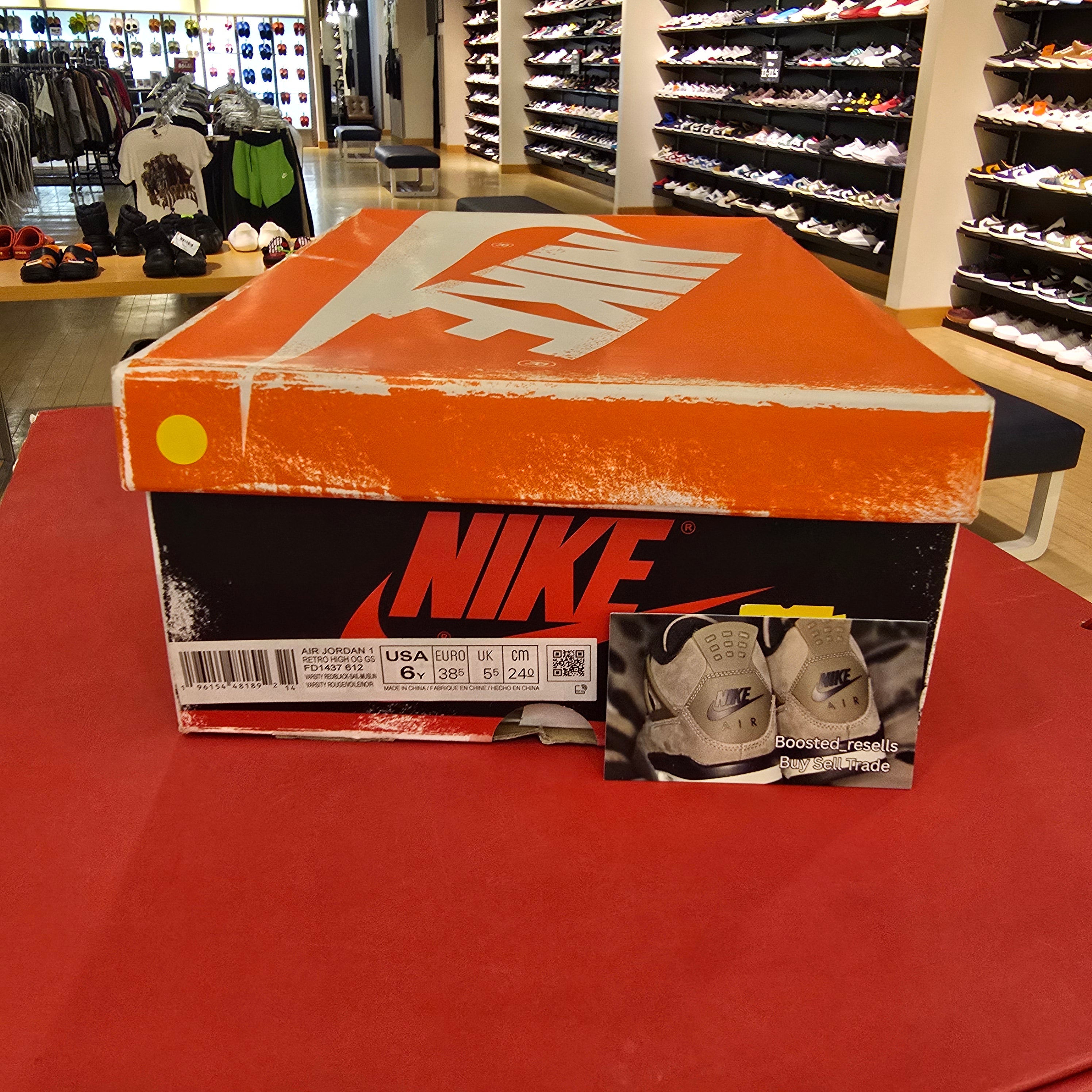 Jordan 1 Retro High OG Chicago Lost and Found (GS) SZ 6Y USED