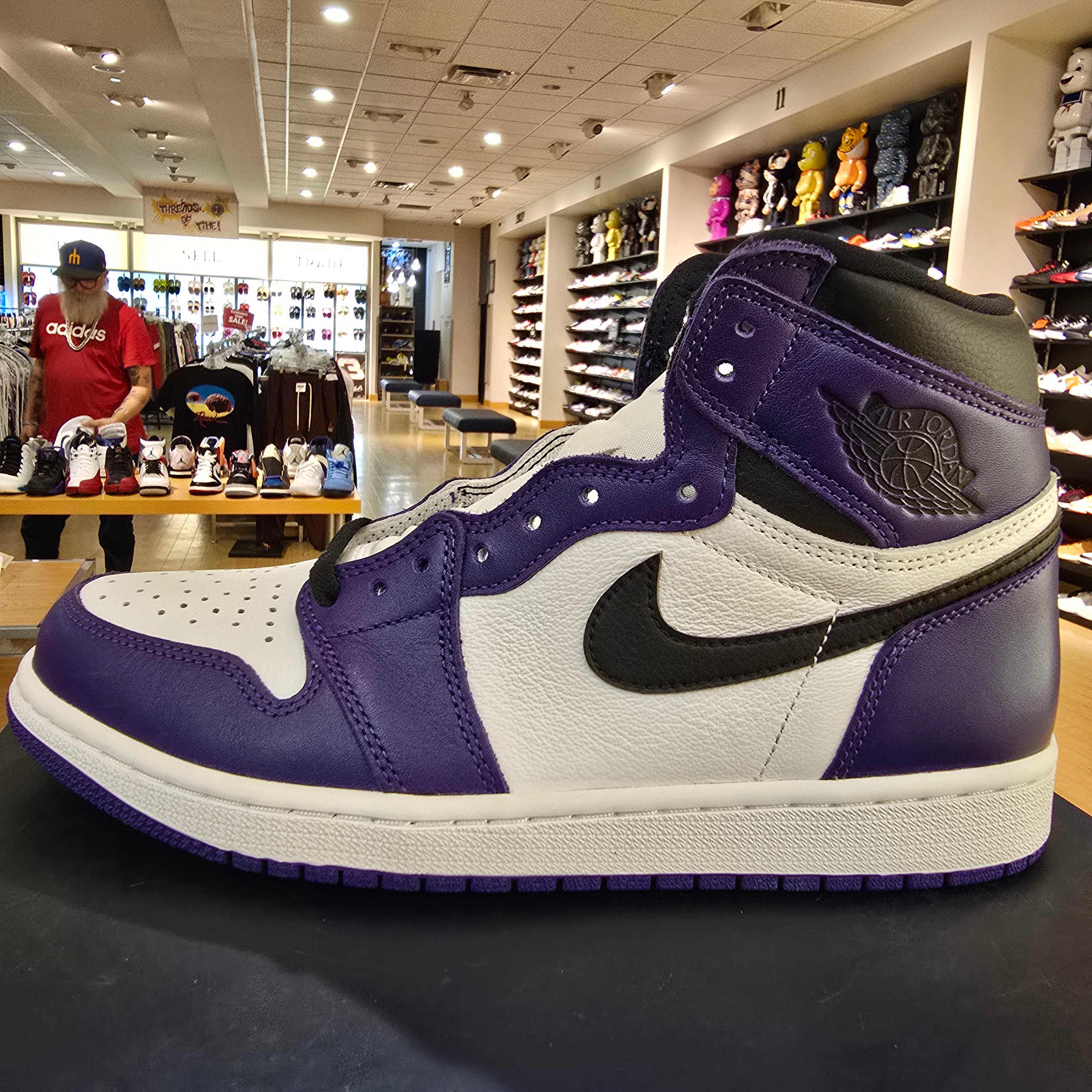 Jordan 1 Retro High Court Purple White SZ 9.5