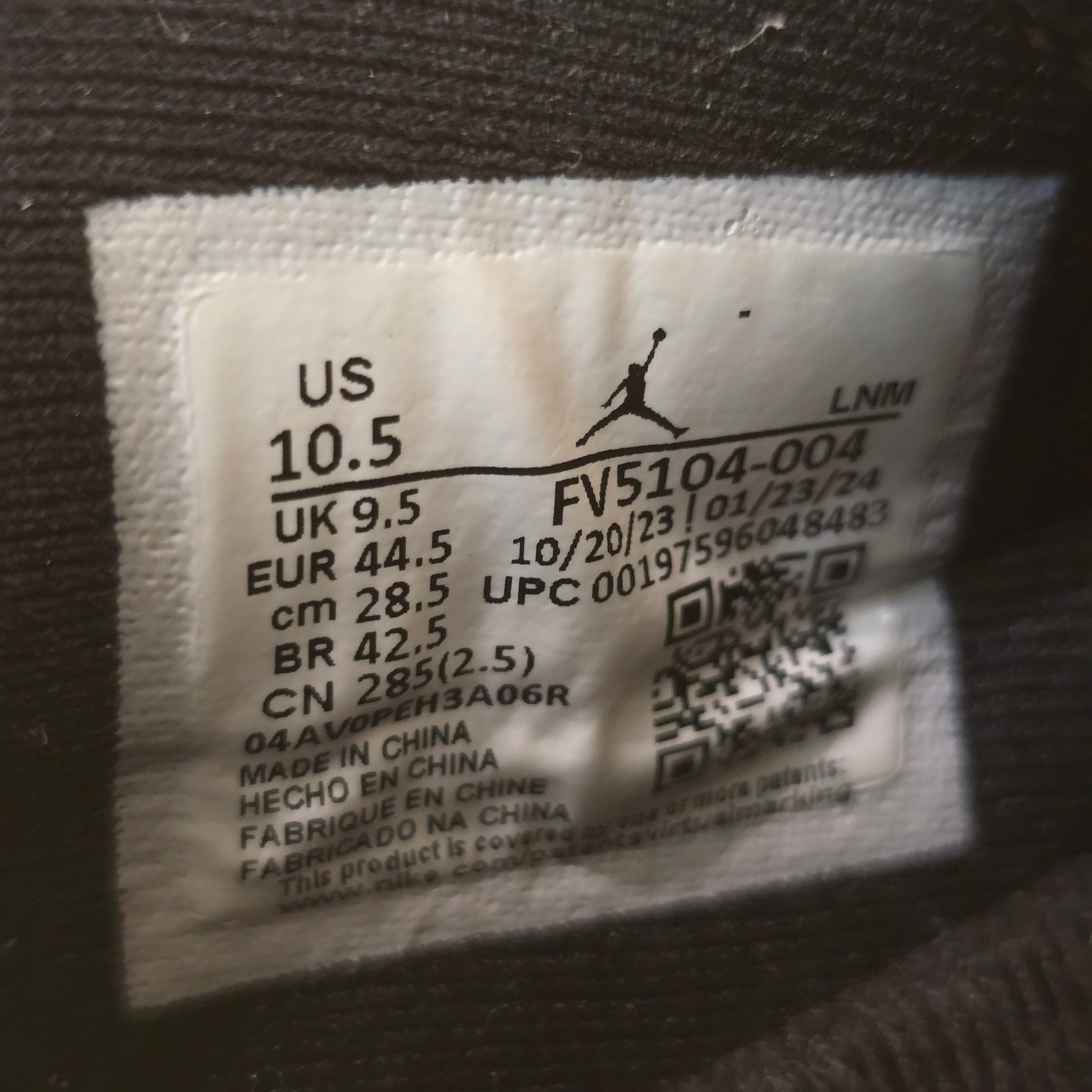 Jordan 11 Retro Low Space Jam SZ 10.5 USED NO BOX