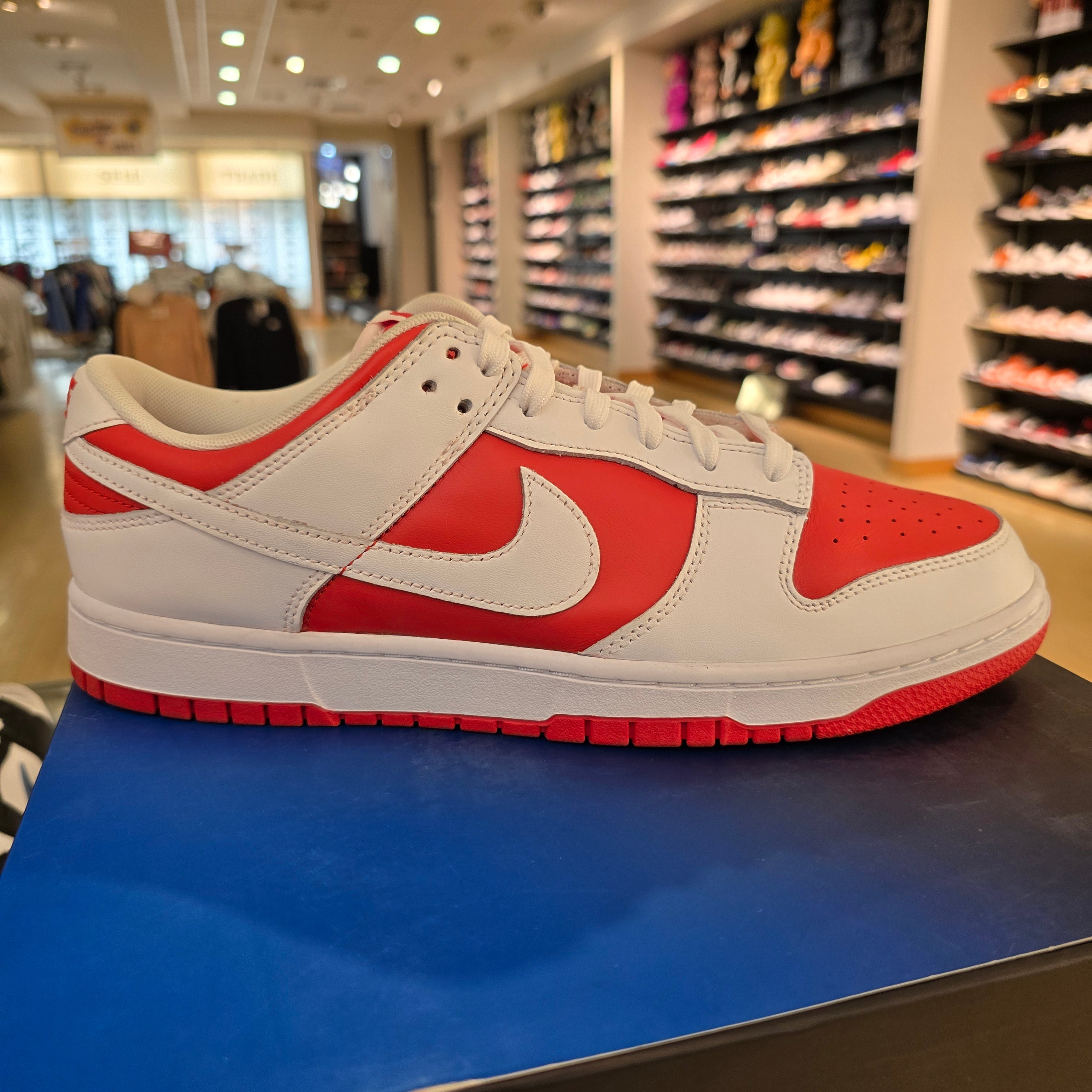 Nike Dunk Low Championship Red SZ 12 USED