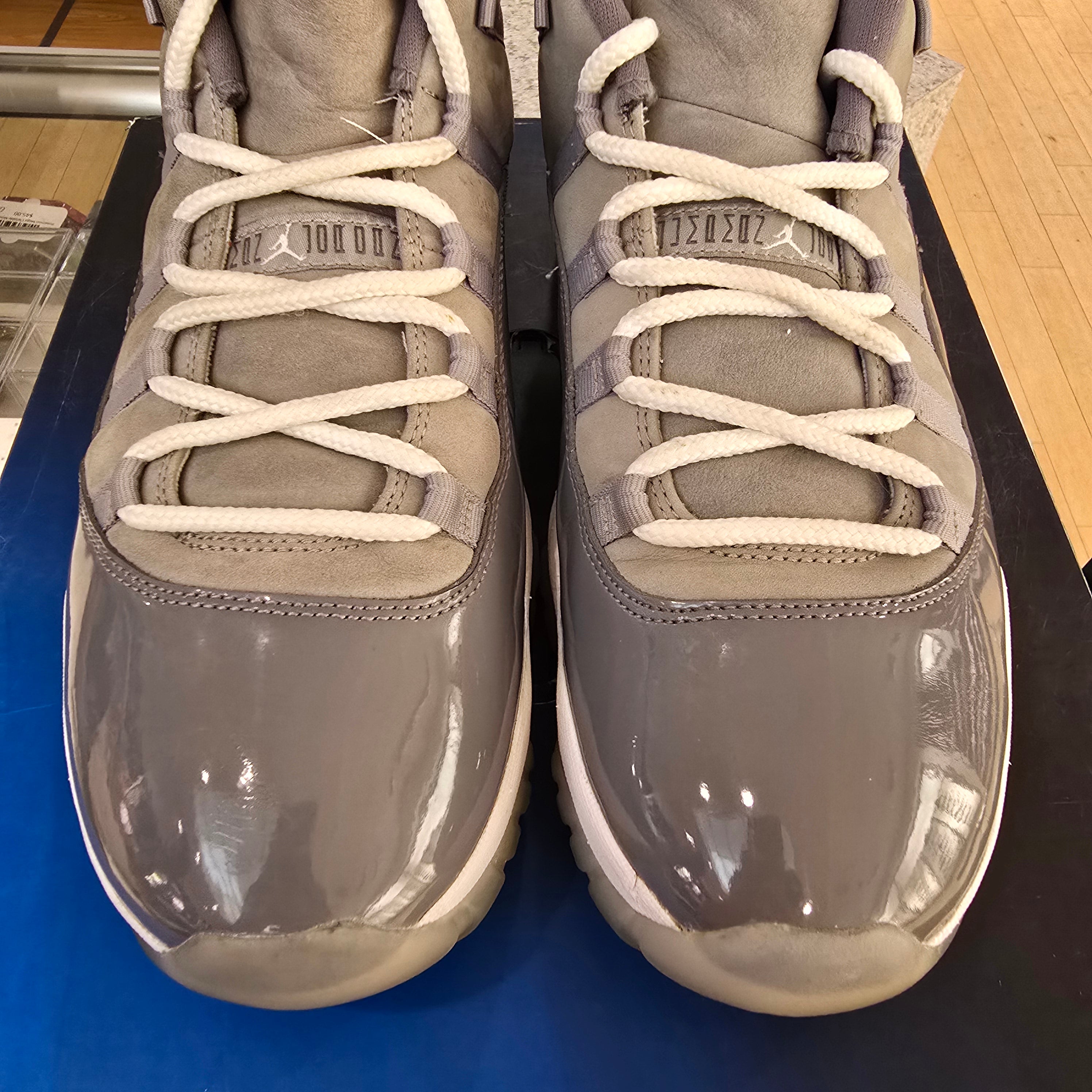 Jordan 11 Retro Low Cool Grey SZ 12 USED