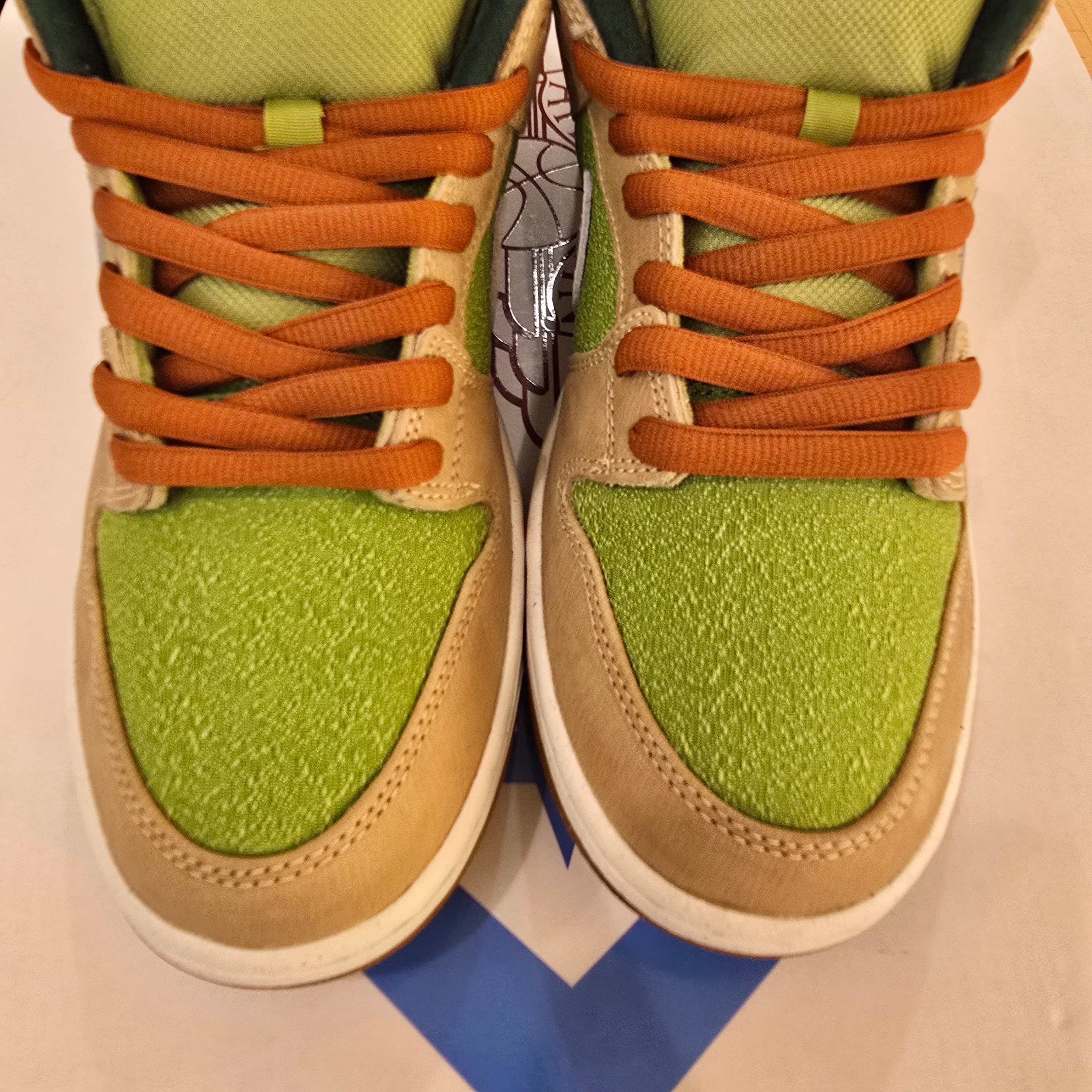 Nike SB Dunk Low Escargot SZ 10