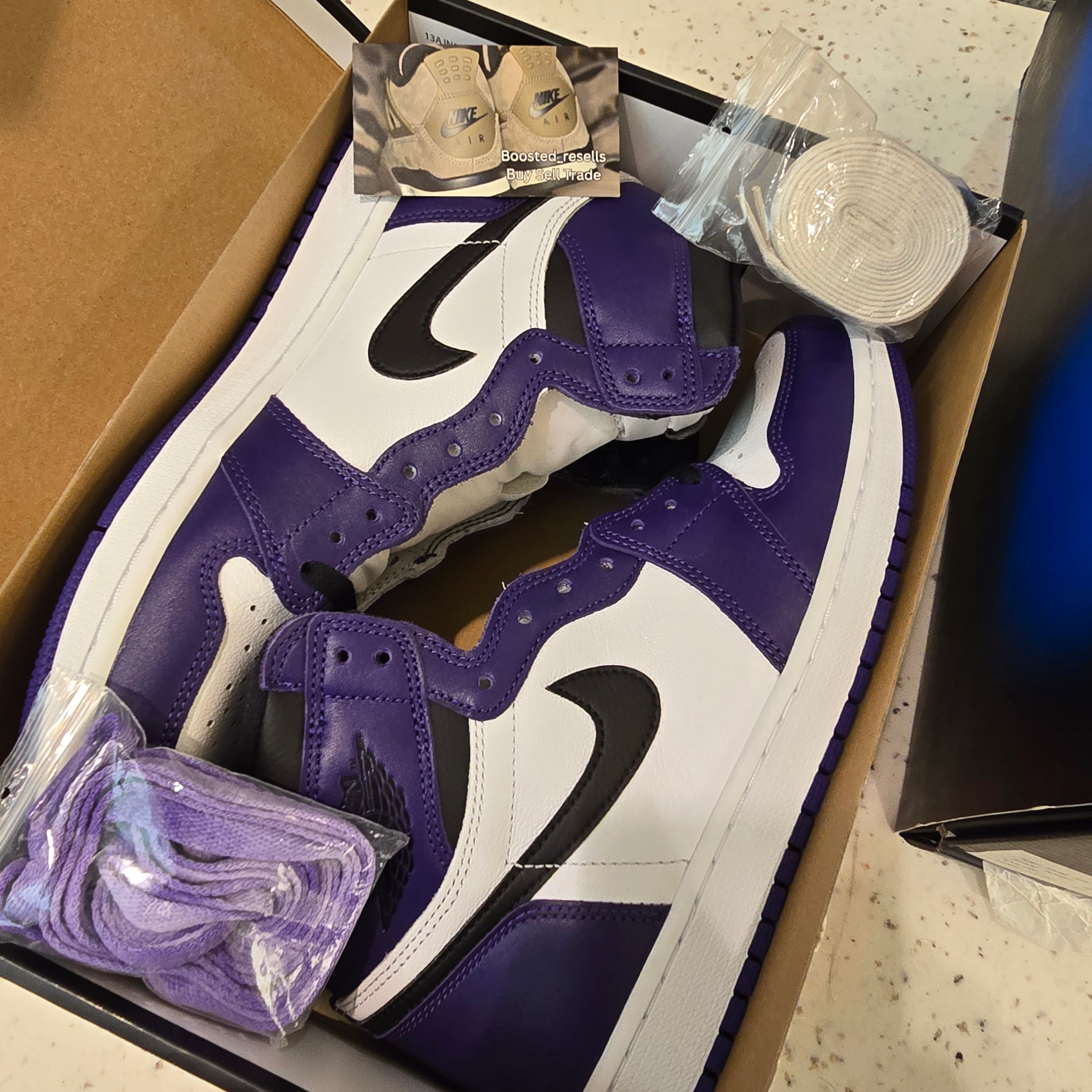 Jordan 1 Retro High Court Purple White SZ 9.5