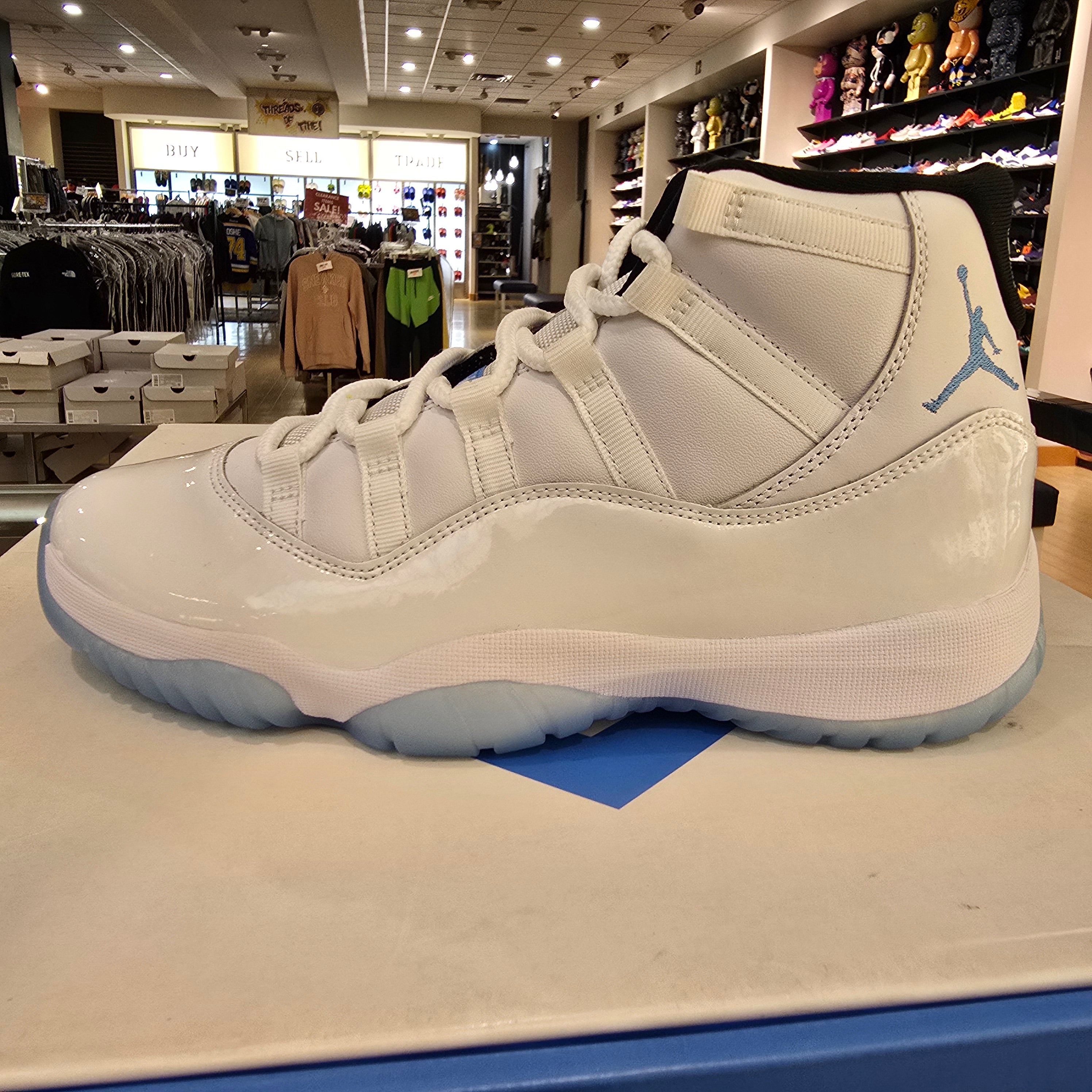 Jordan 11 Retro Legend Blue (2024) SZ 9