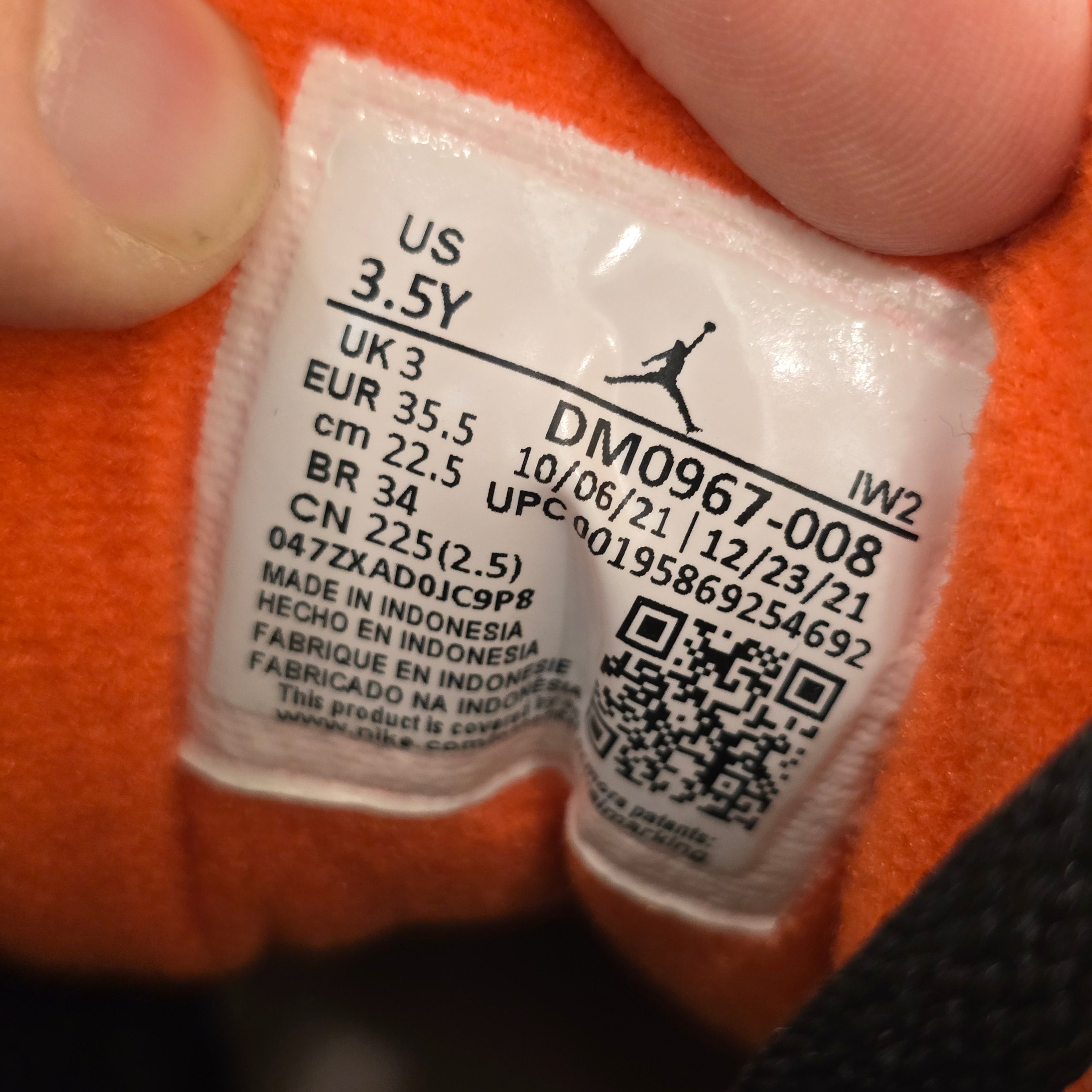 Jordan 3 Retro Desert Elephant GS SZ 3.5Y USED