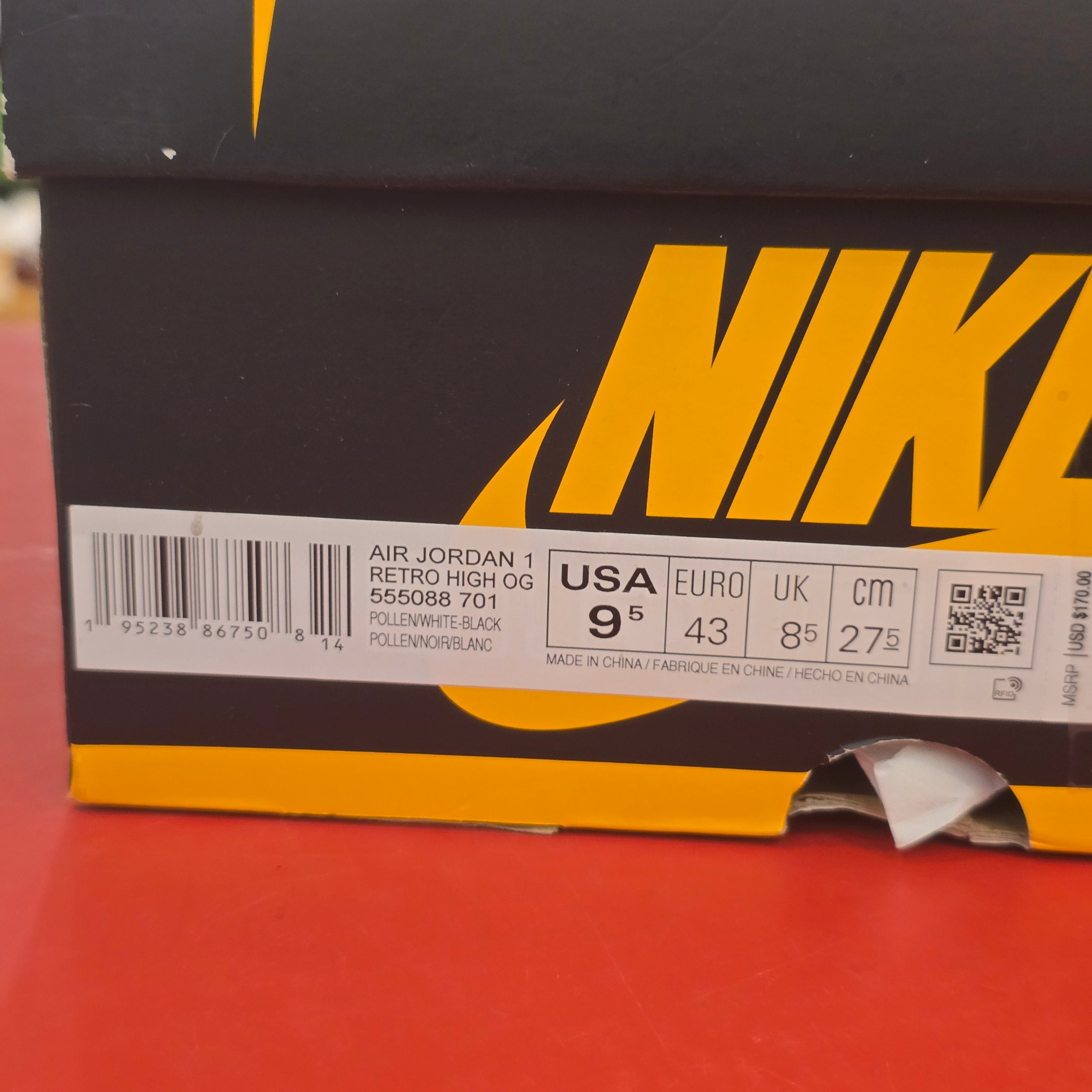 Jordan 1 Retro High Pollen SZ 9.5 USED