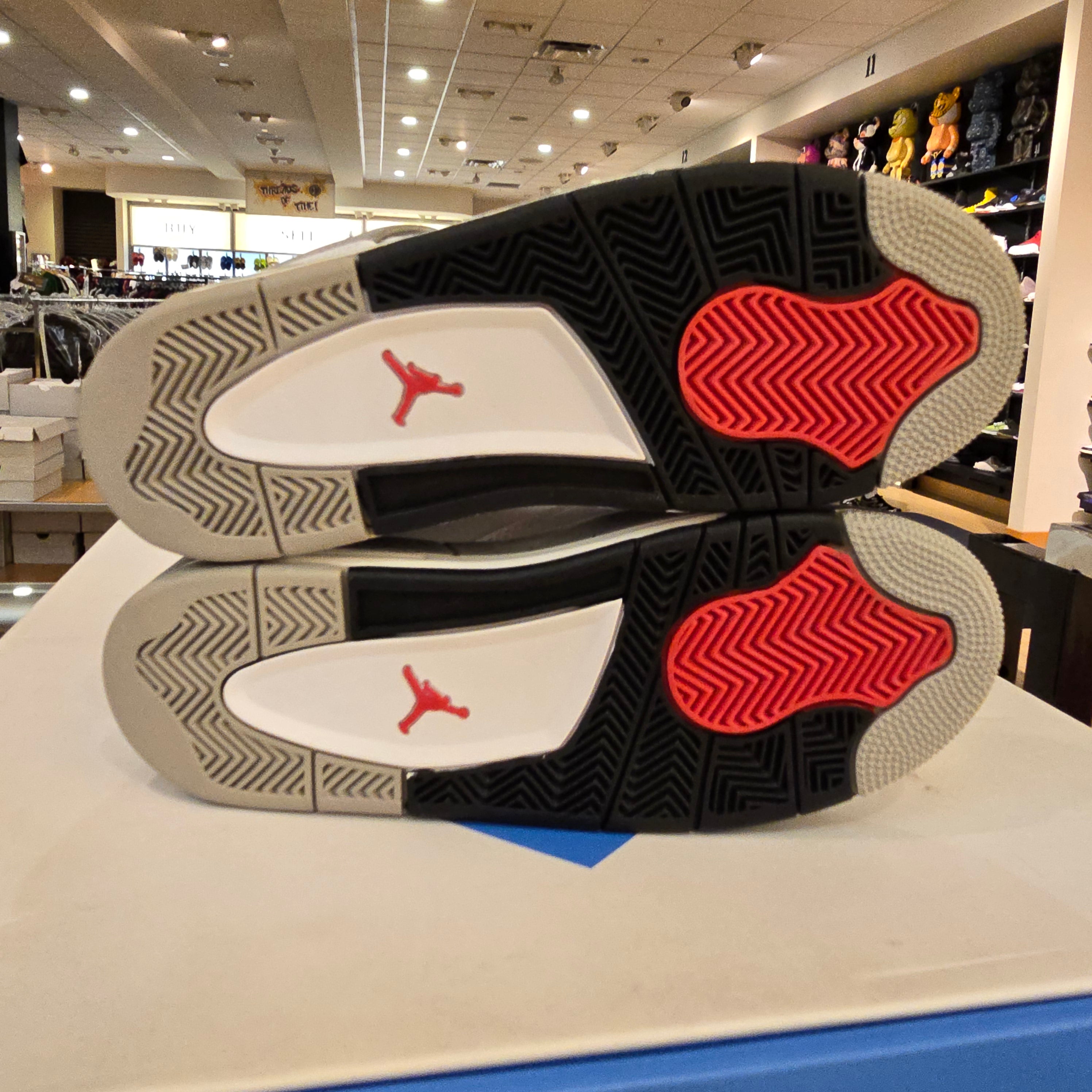 Jordan 4 Retro White Cement (2016) (GS) SZ 5Y