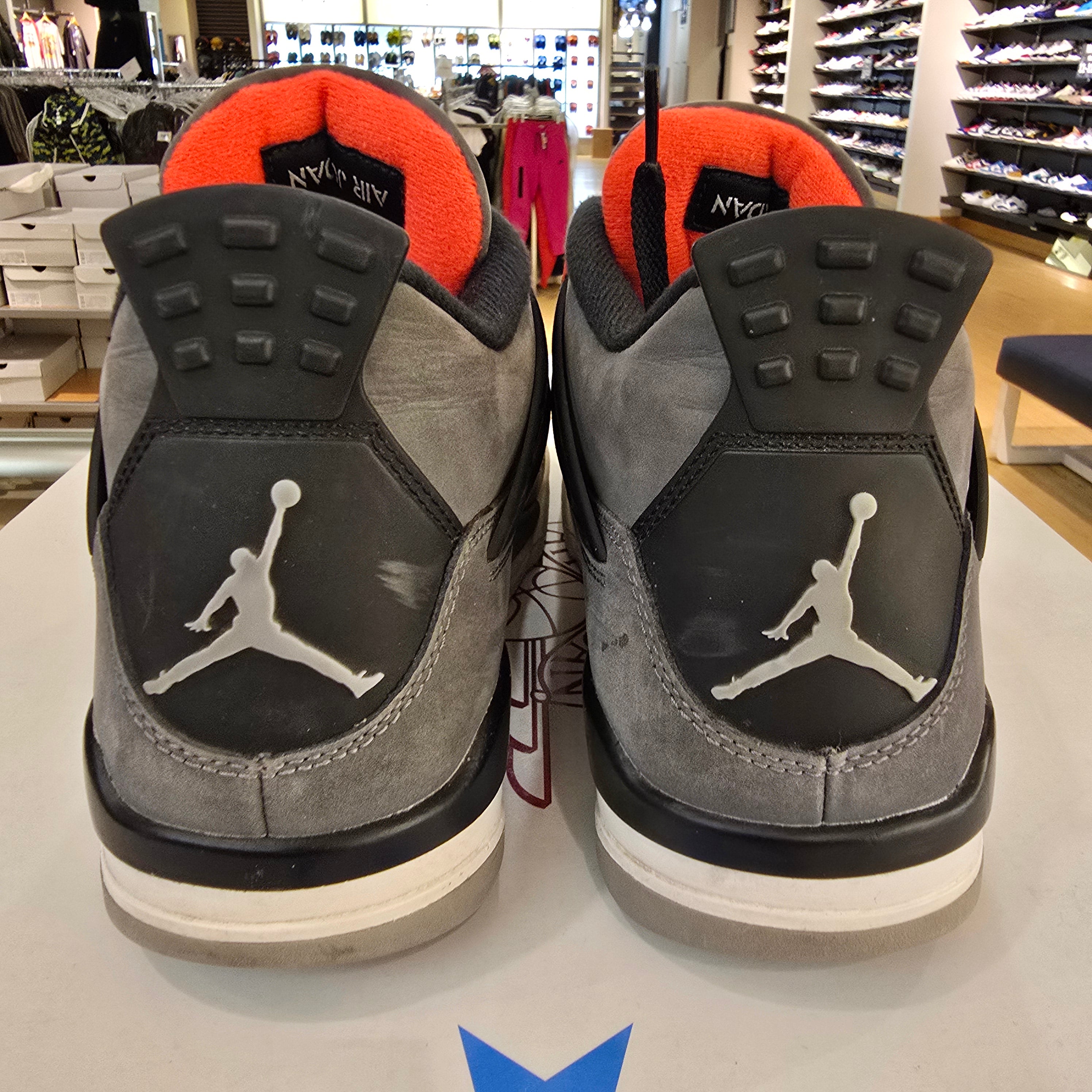 Jordan 4 Retro Infrared SZ 9.5 USED